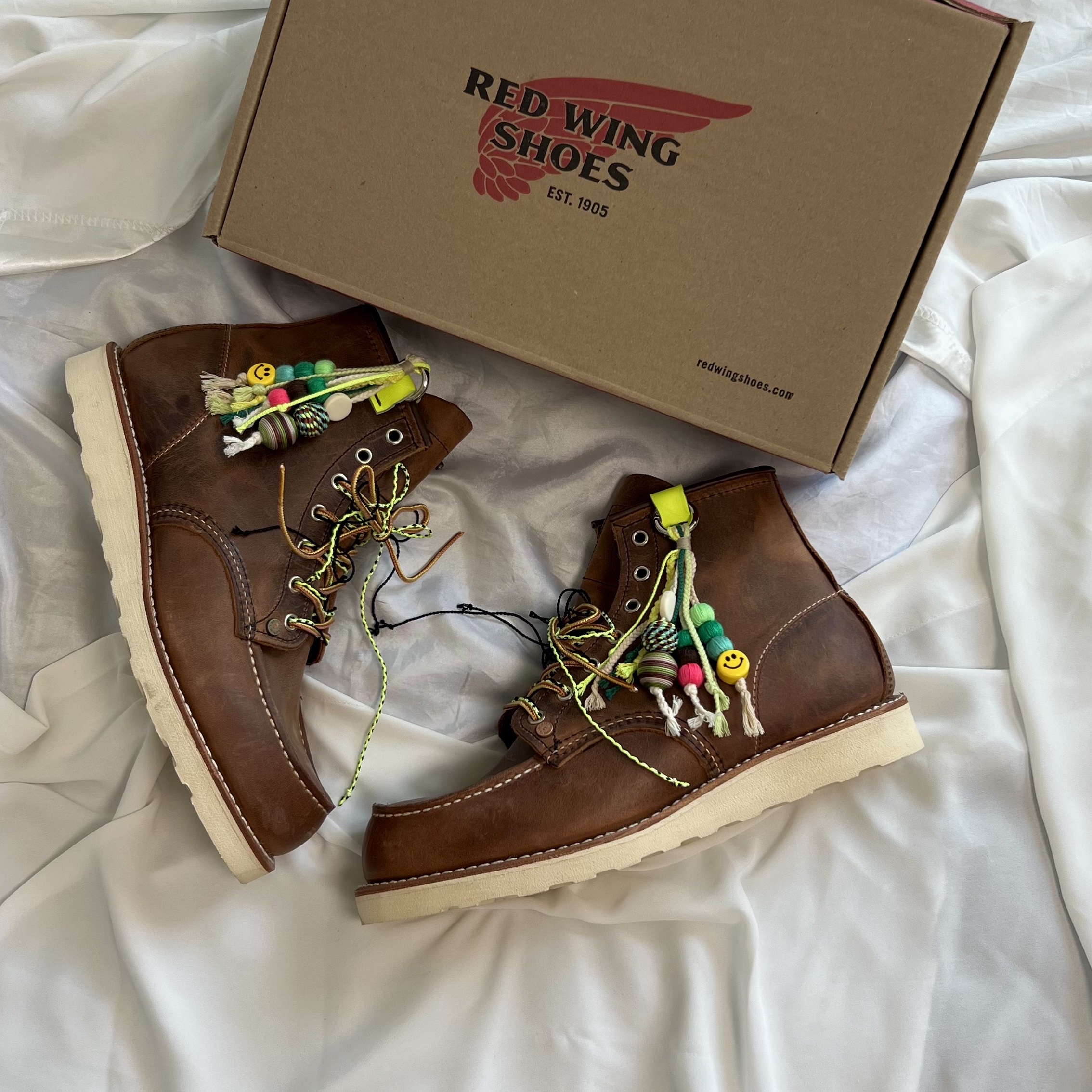 Red Wing 6 Inch Classic Moc Toe 8876 Copper Rough & Tough - EE 착용 스타일 - 2