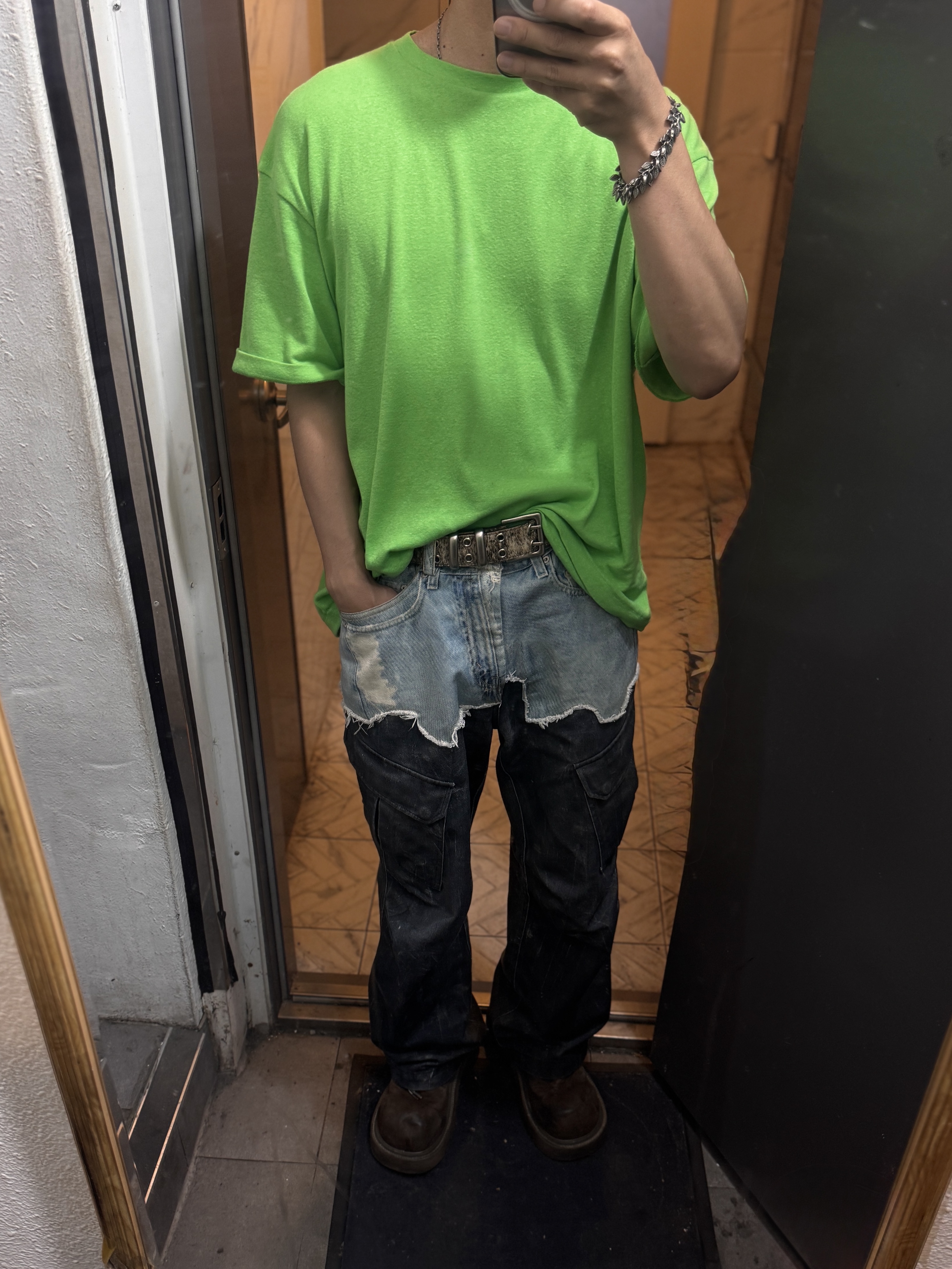 MJD x Kamien Double Hole Belt Oak Brown, Hono Report Leaf Bracelet 착용 스타일 - 2