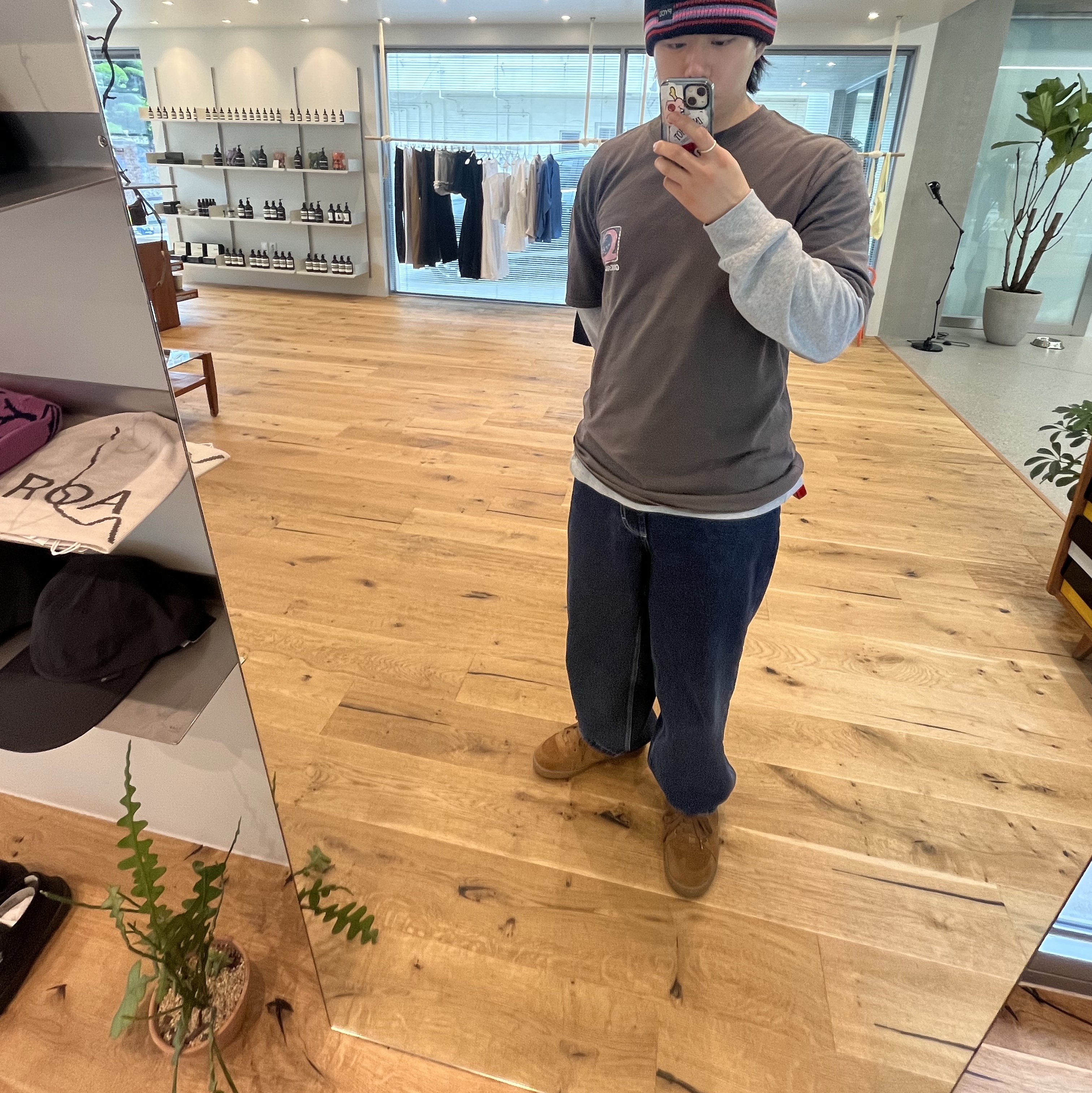 Polar Skate Co. Big Boy Pants Indigo, Supreme Gradient Mesh Back 5-Panel Gold - 24SS 착용 스타일 - 4