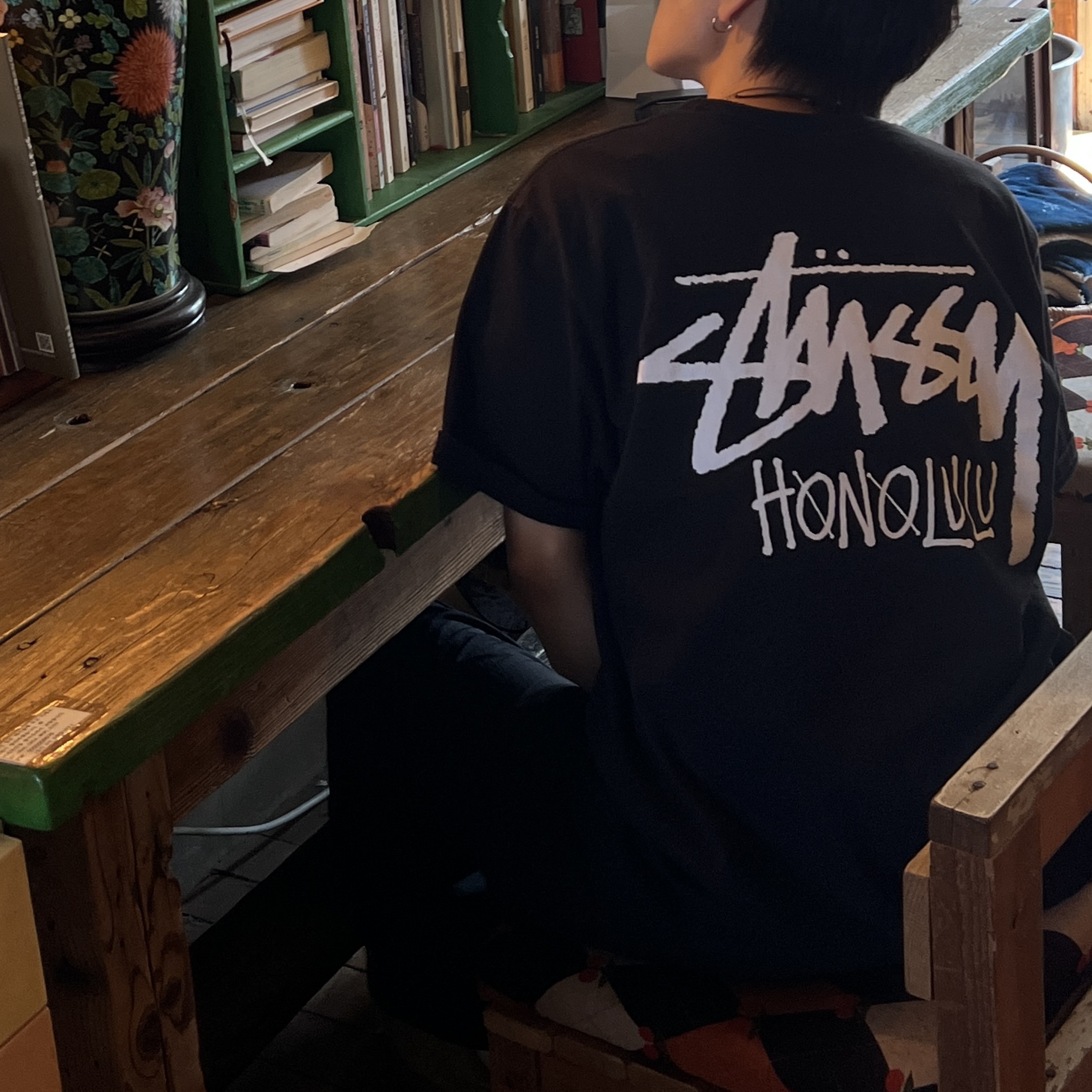 Stussy Stock Honolulu T-Shirt Black 착용 스타일