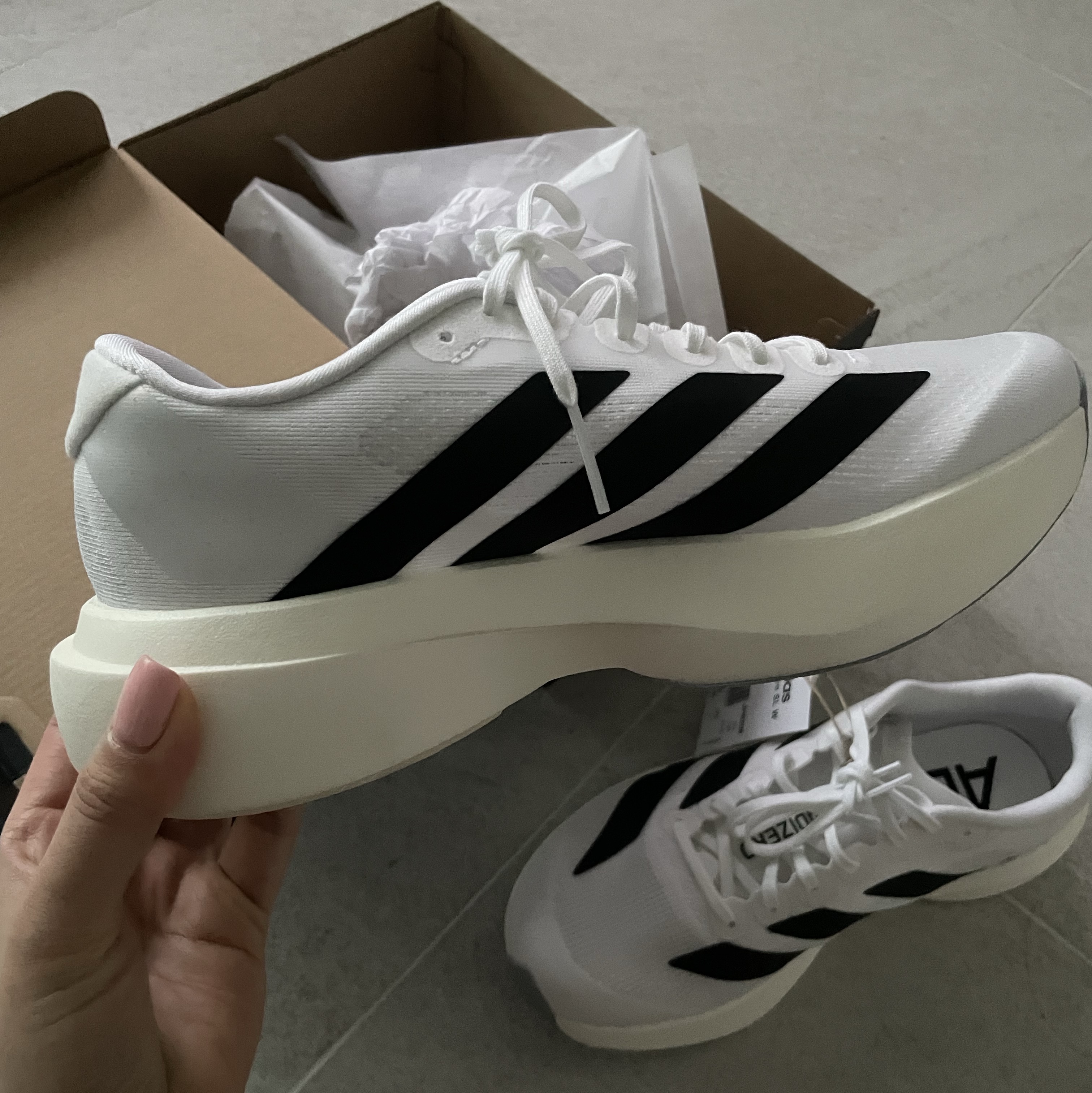 (W) Adidas Adizero EVO SL Cloud White Core Black 착용 스타일