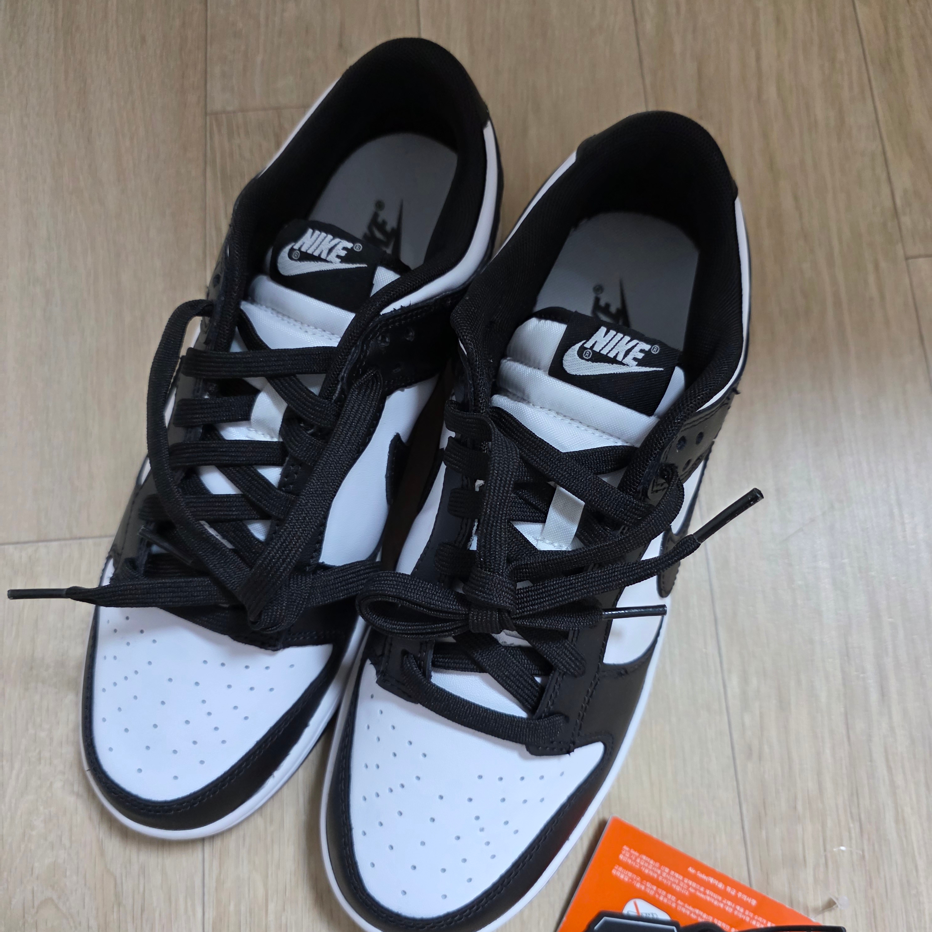 Nike Dunk Low Retro Black 착용 스타일