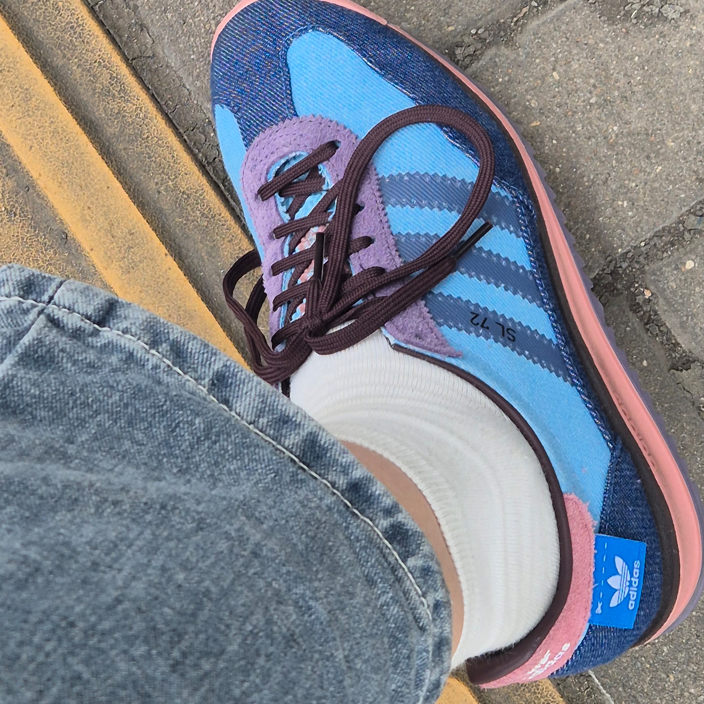 (W) Adidas x Kseniaschnaider SL 72 OG Blue Supplier Colour 착용 스타일 - 2