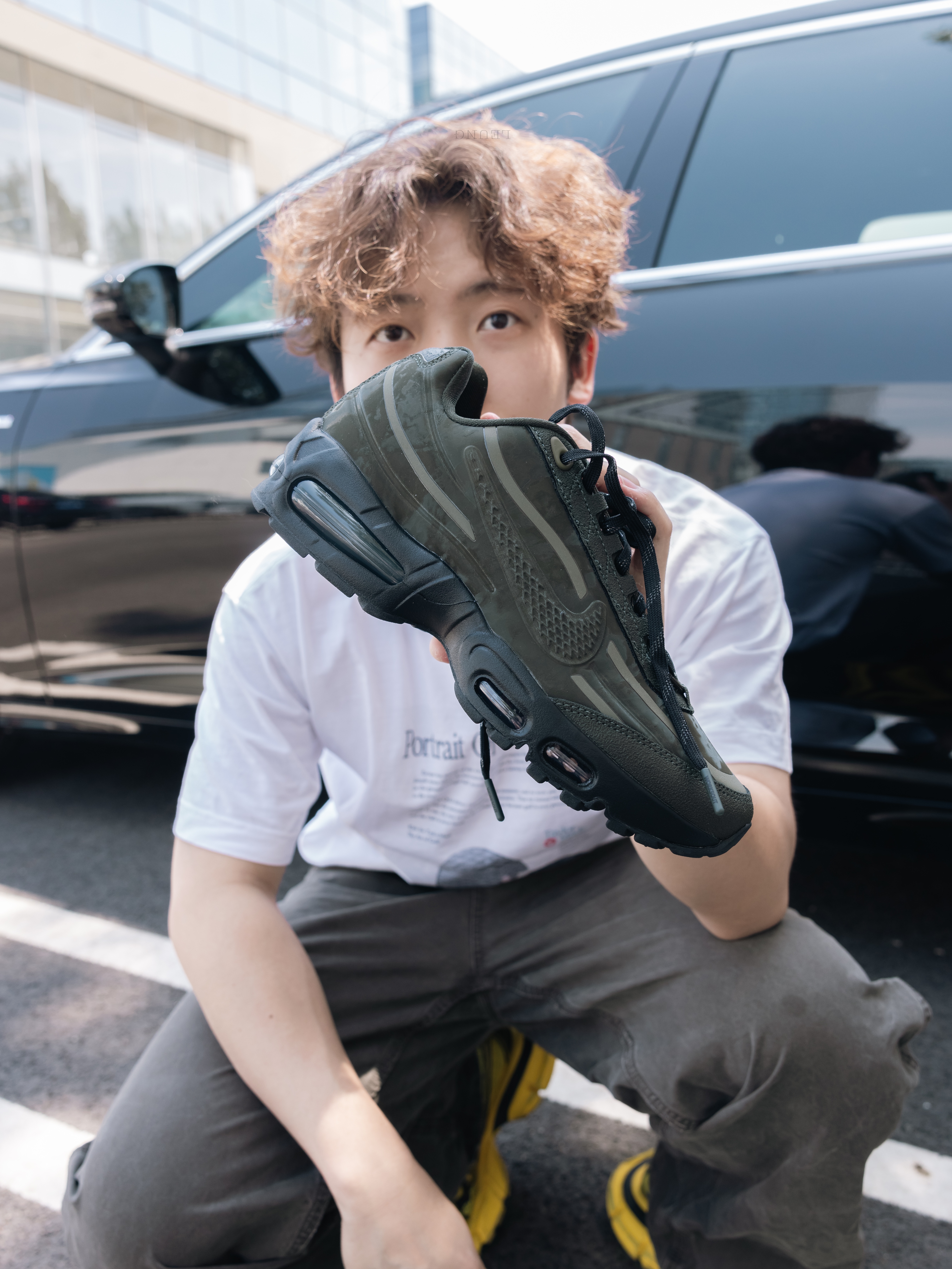 Nike x Worksout Air Max 95 Medium Olive and Sequoia 착용 스타일 - 2