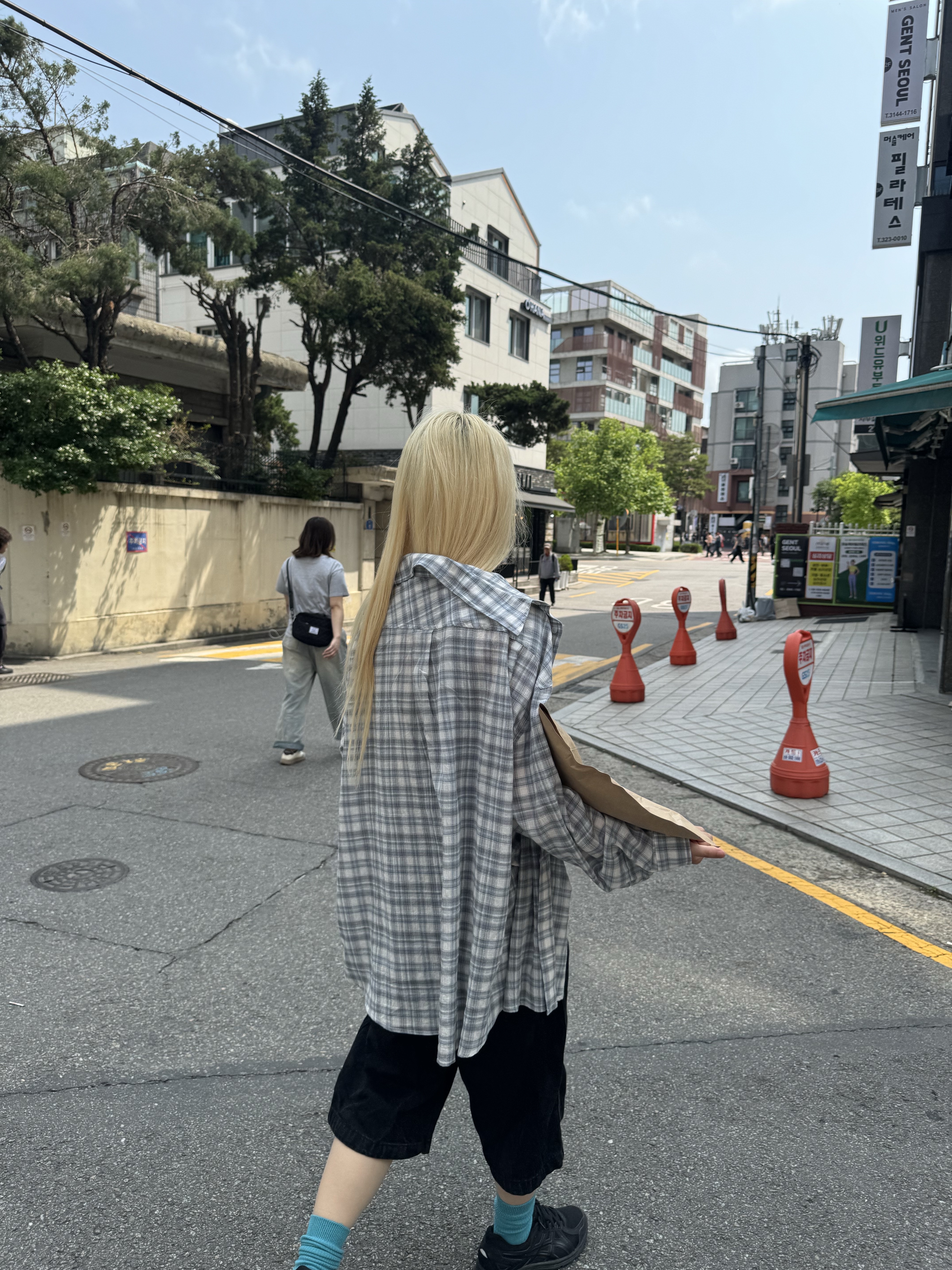 Hono Report Oversized Shirts Sky Blue 착용 스타일 - 5