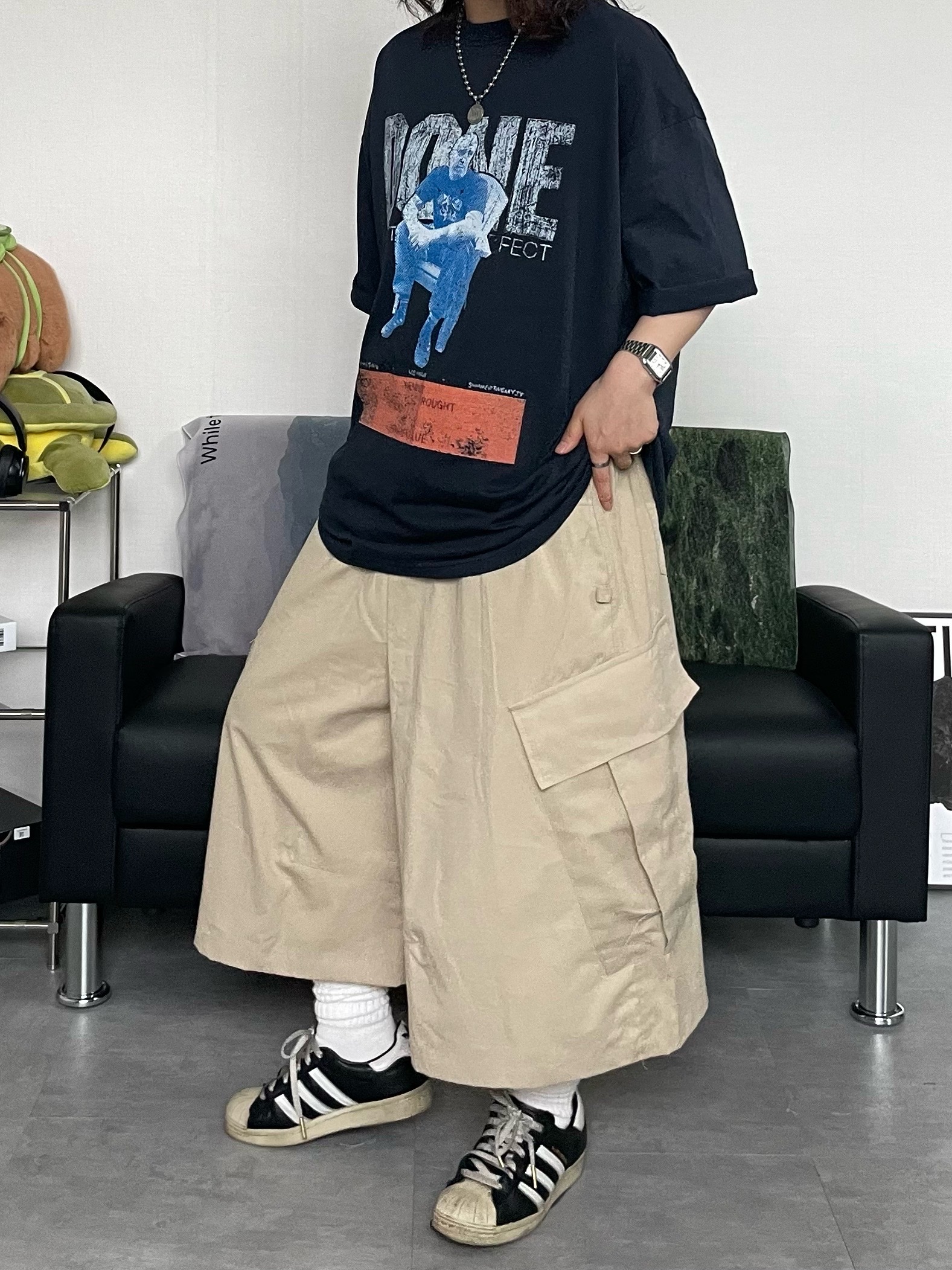 Hello Sunrise 90s Logo 6Panel Cap Beige & Navy, (W) Keen Jasper Suede Sneakers Silver Mink 착용 스타일 - 6