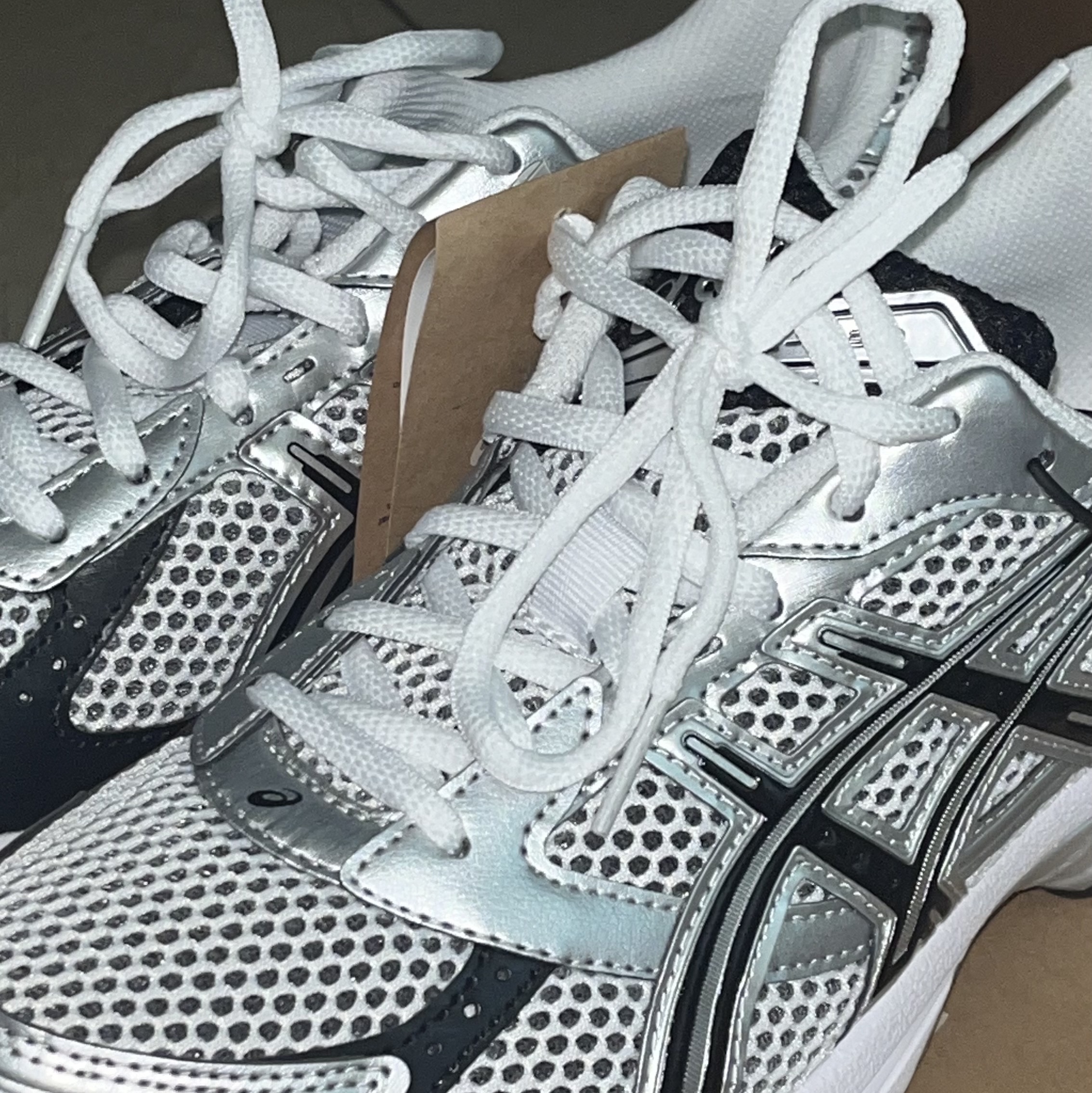 Asics Gel-1130 White Black 착용 스타일