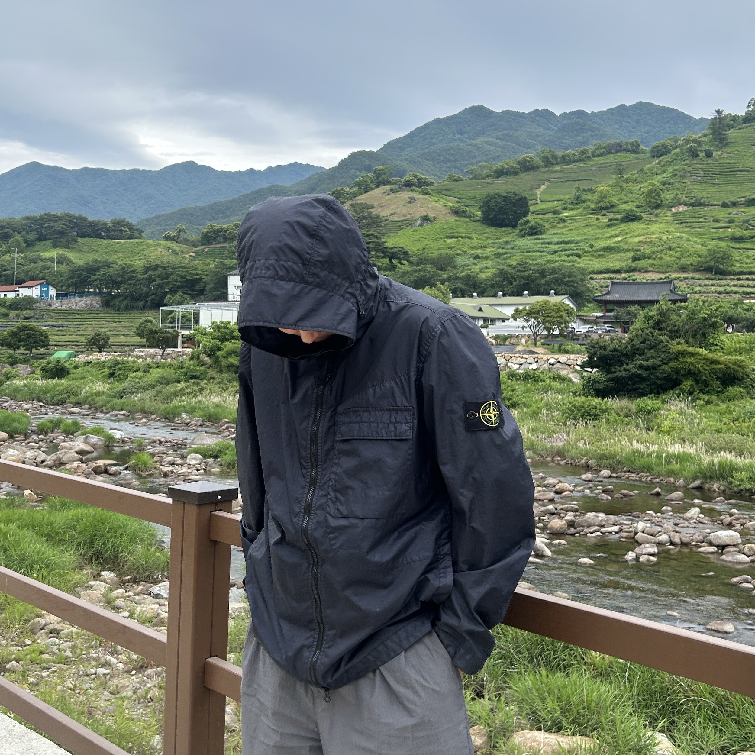 Stone Island 40223 Membrana 3L TC Garment Dyed Hooded Jacket Royal Blue - 22SS, Diesel Dx1476 Stainless Steel Chain Bracelet Silver 착용 스타일