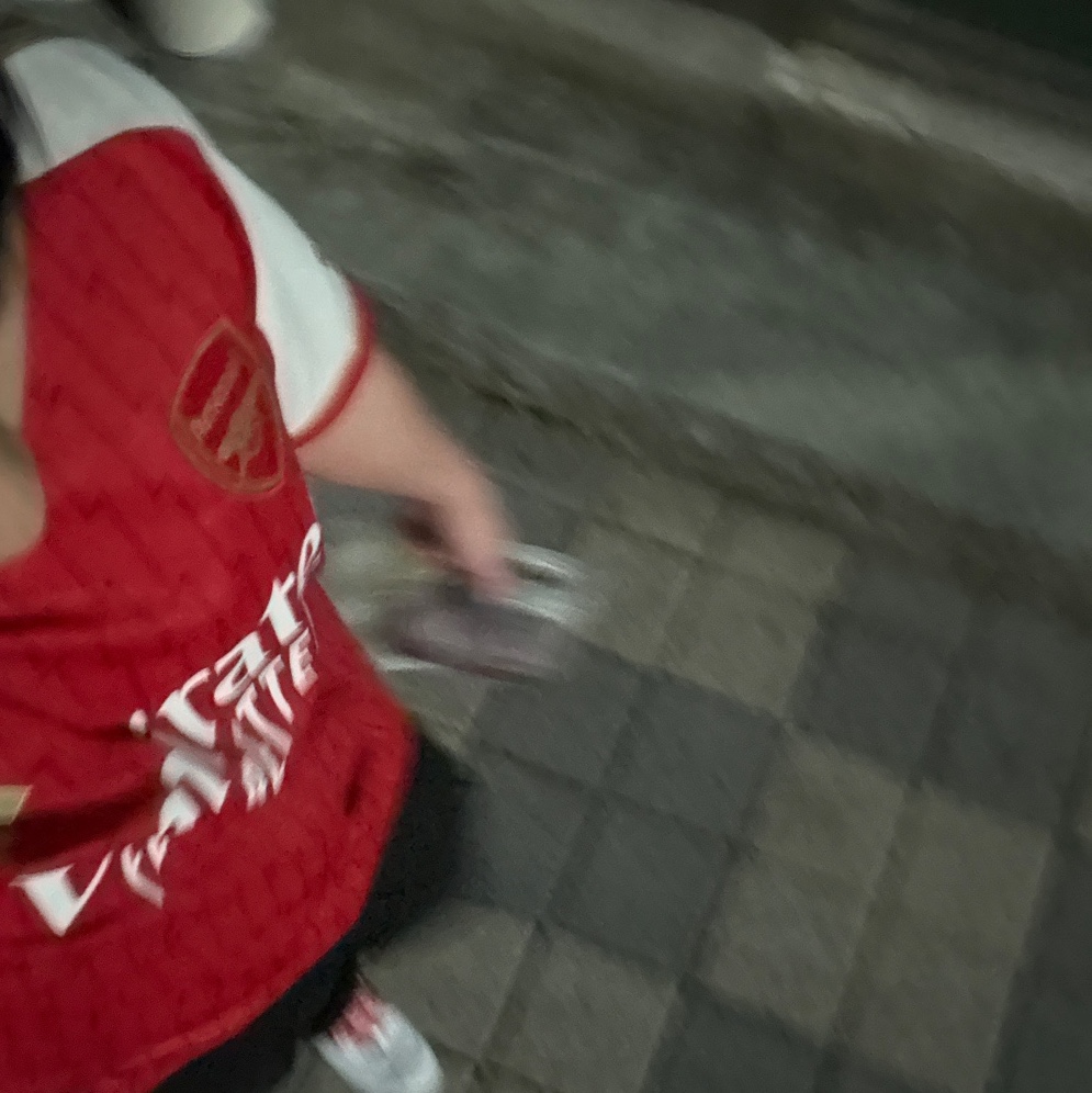 Nike x Supreme Air Force 1 Low White, Adidas Arsenal 2023/24 Home Jersey Better Scarlet White - KR Sizing (Non Marking Ver.) 착용 스타일 - 1