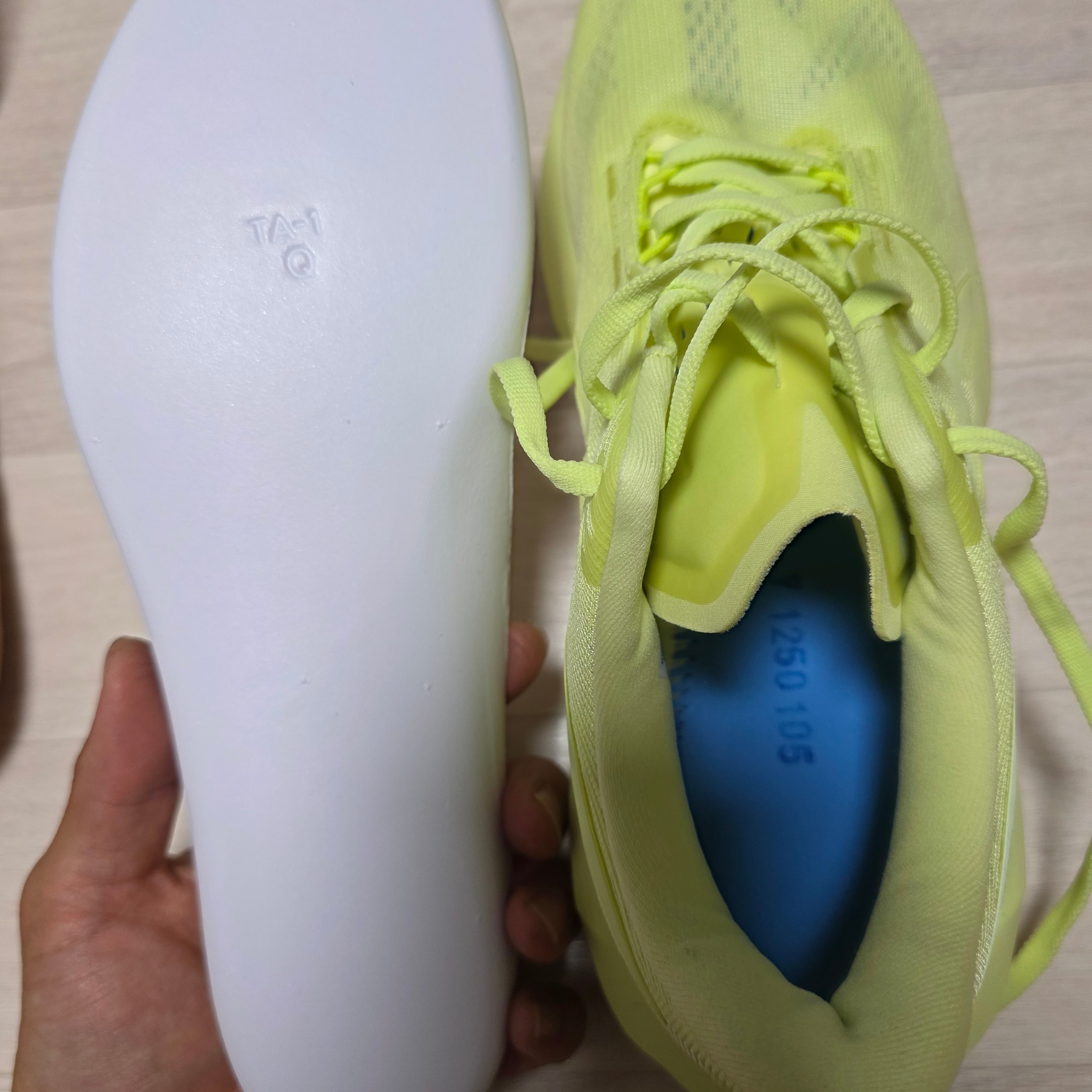 Asics Novablast 5 Lite Show Huddle Yellow 착용 스타일 - 5