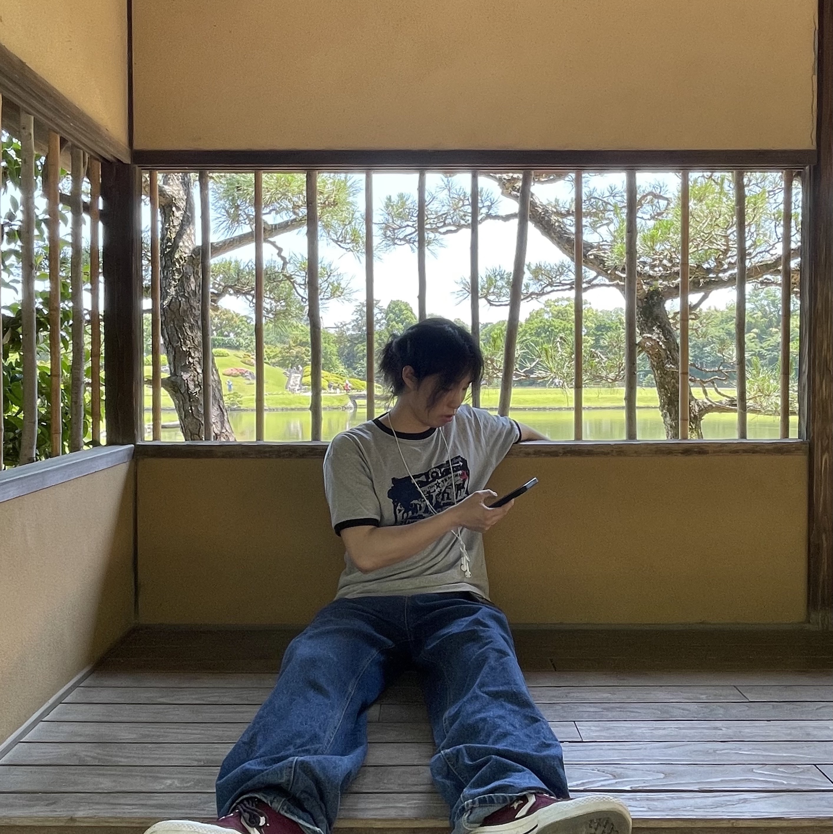 Thevinylhouse Cowboy Pictogram Ringer Tee Grey 착용 스타일 - 1
