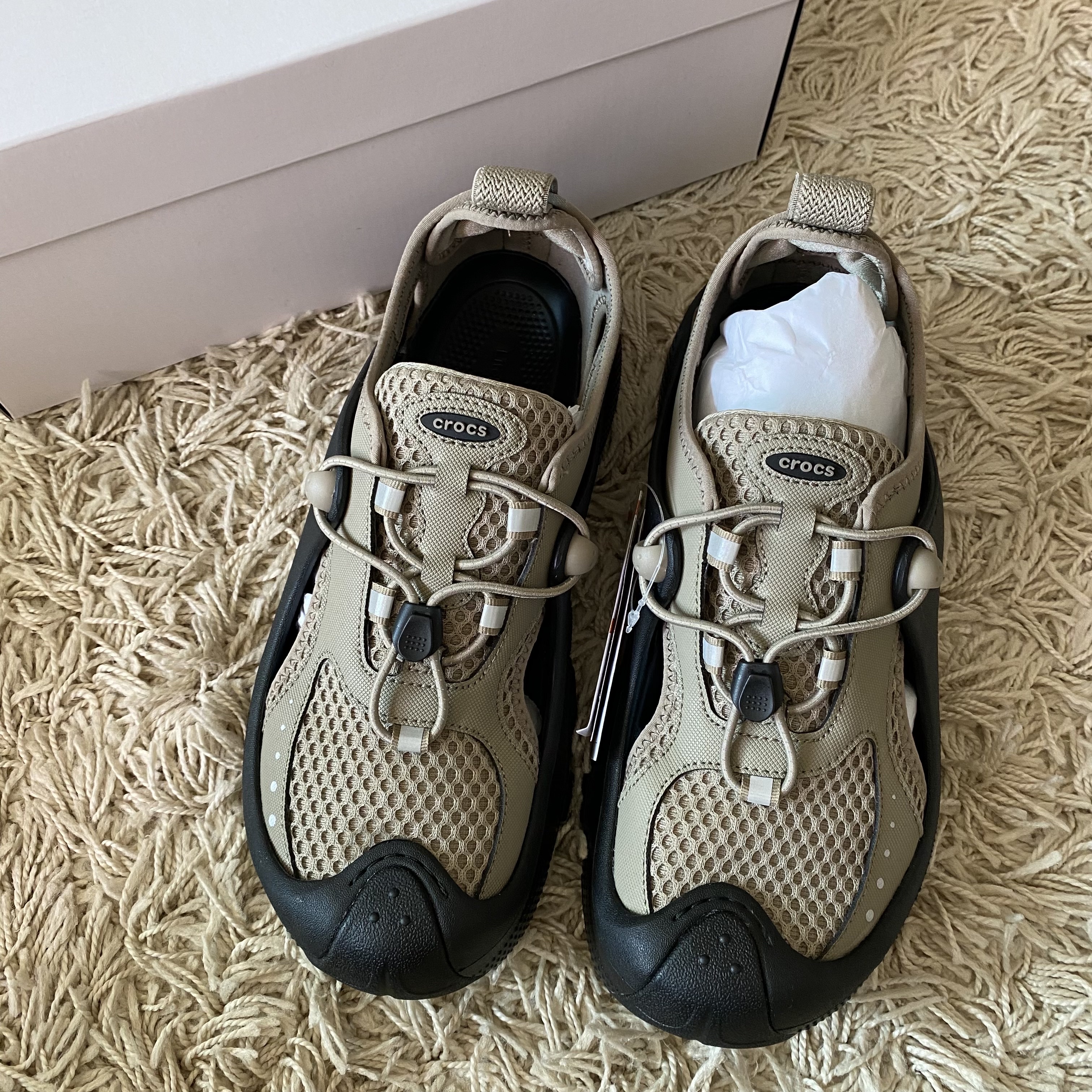 Crocs Trail Break 2 Clay 착용 스타일