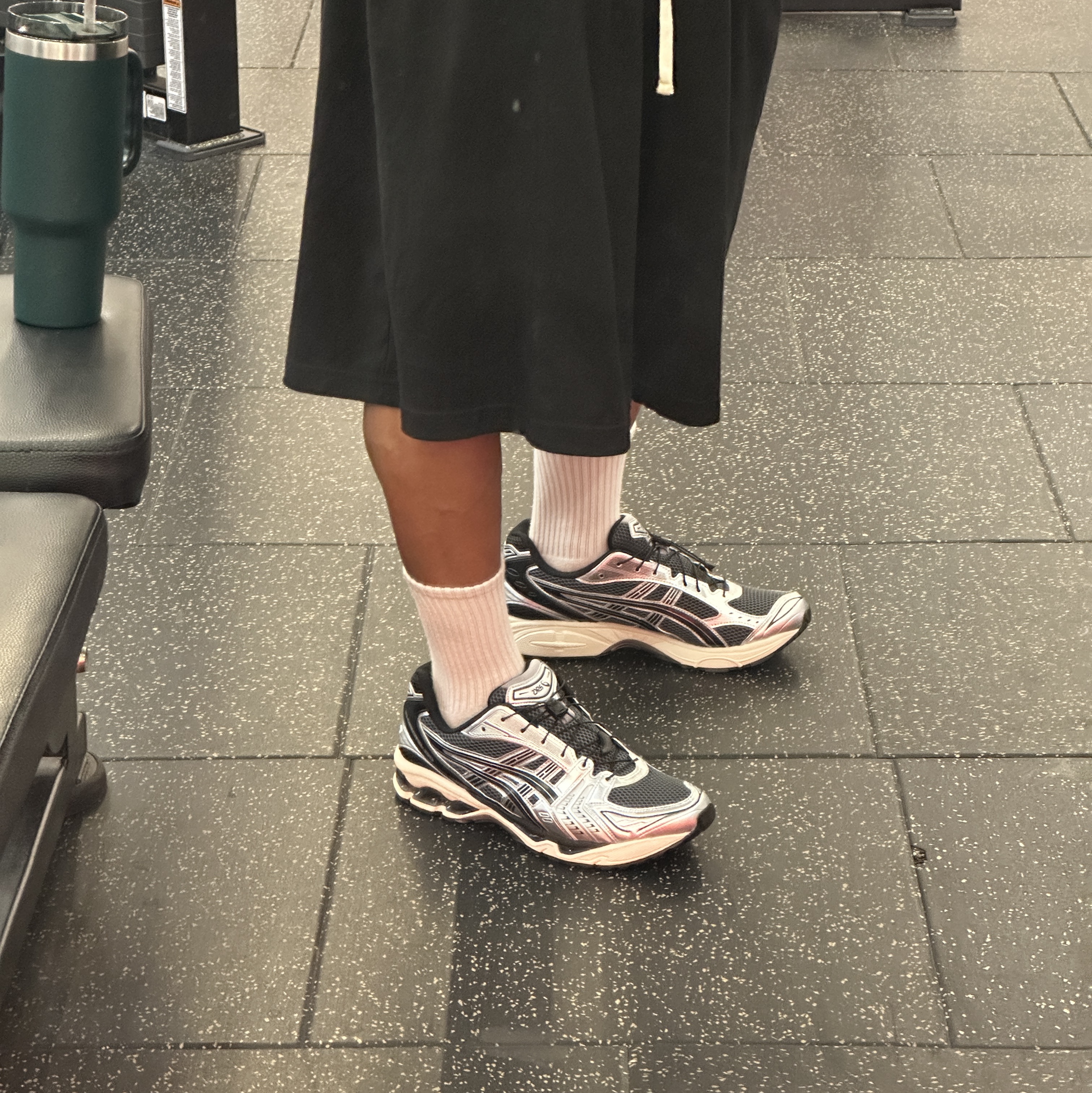 Asics Unlimited Gel-Kayano 14 Carrier Grey Black 착용 스타일 - 1