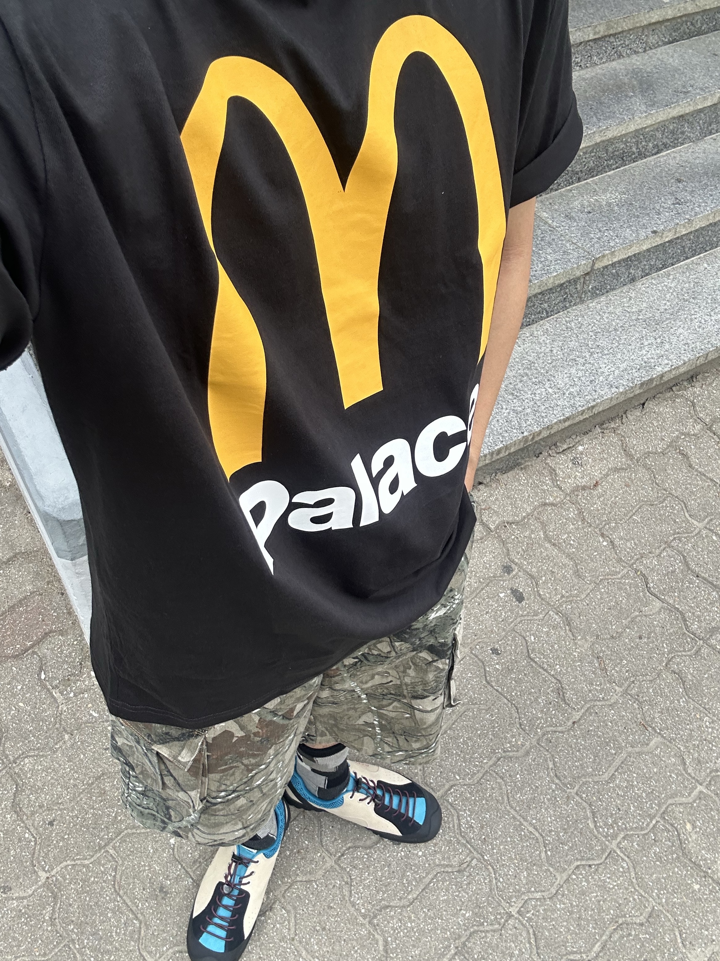 Palace x McDonald's Logo T-Shirt Black - 23FW, Keen Jasper Rocks SP Sneakers Beige 착용 스타일