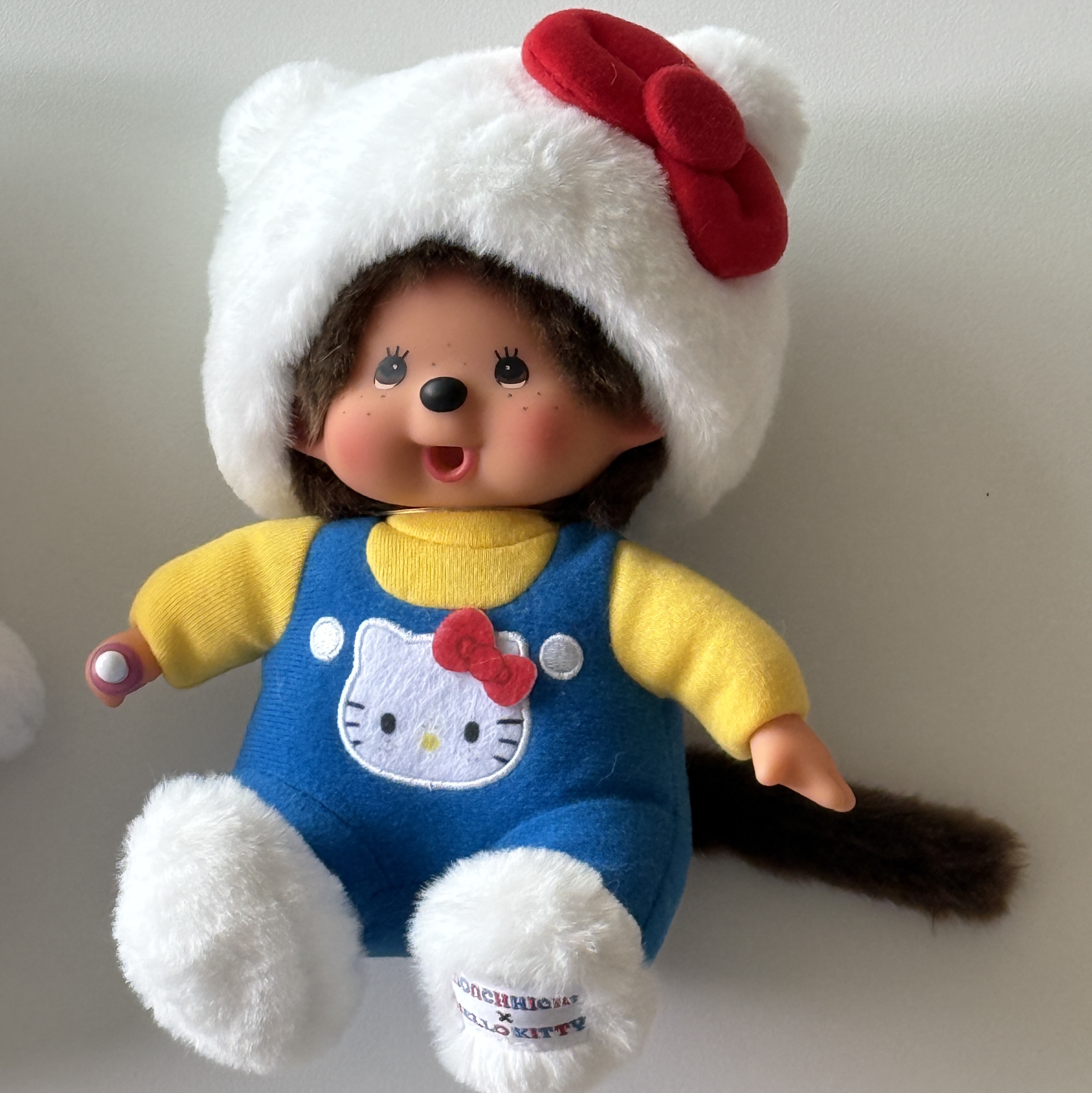 Sanrio Hello Kitty x Monchhichi 50th Anniversary Monchhichi Stuffed Toy, Monchhichi x Hello Kitty Gingham Check S Doll 착용 스타일 - 2