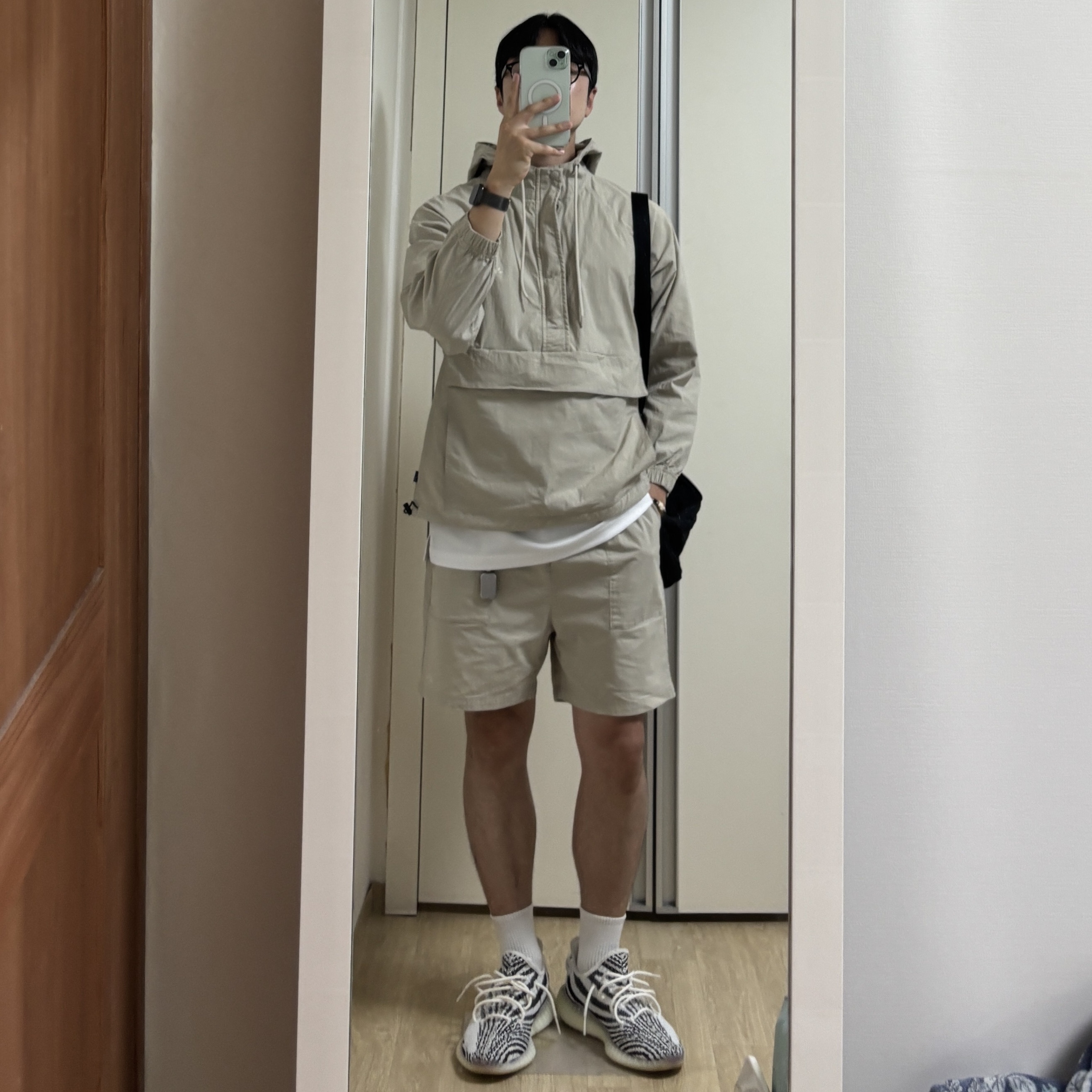 Adidas Yeezy Boost 350 V2 Zebra 2017/2019/2020 착용 스타일 - 1