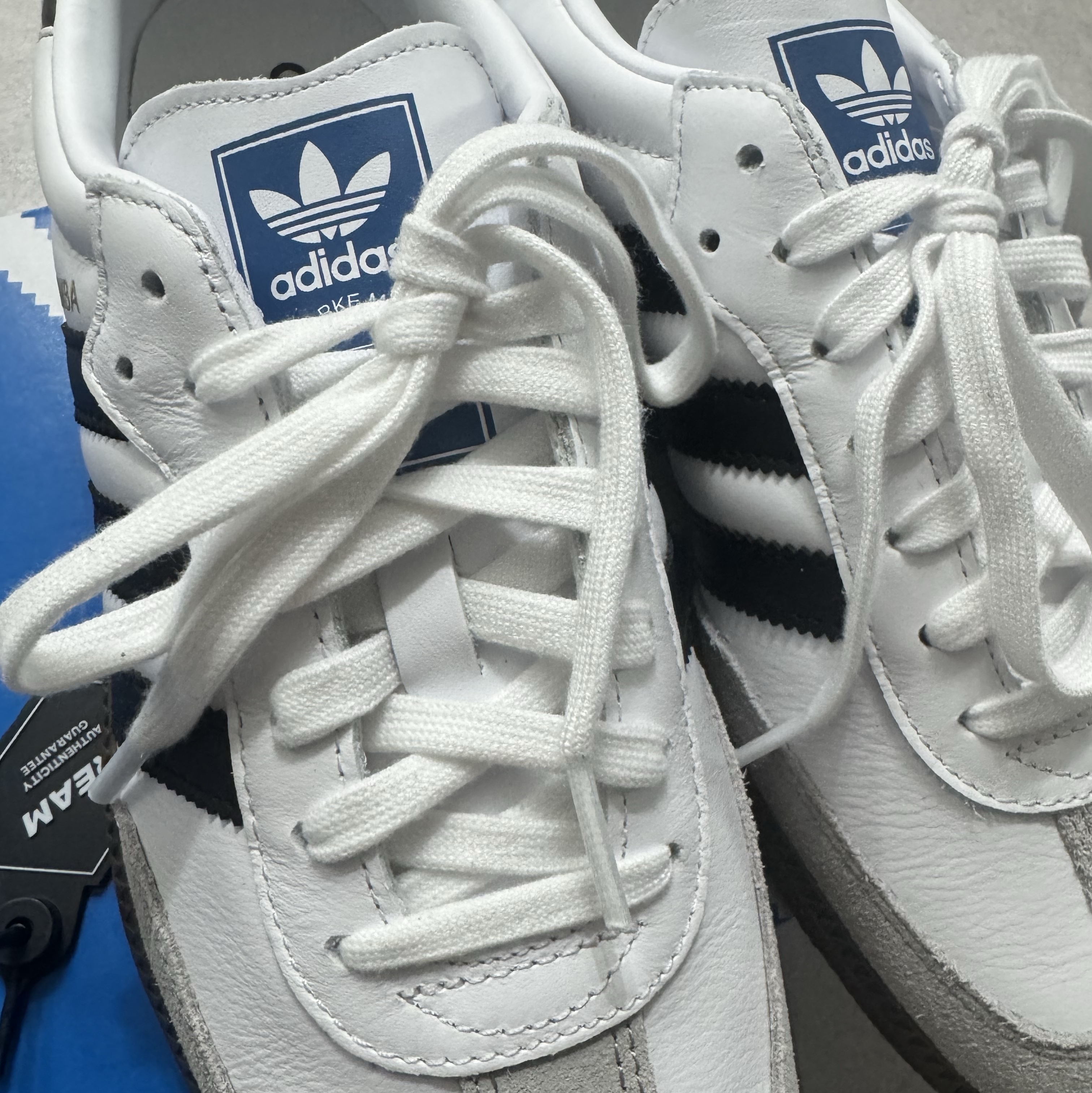 Adidas Samba OG Cloud White 착용 스타일