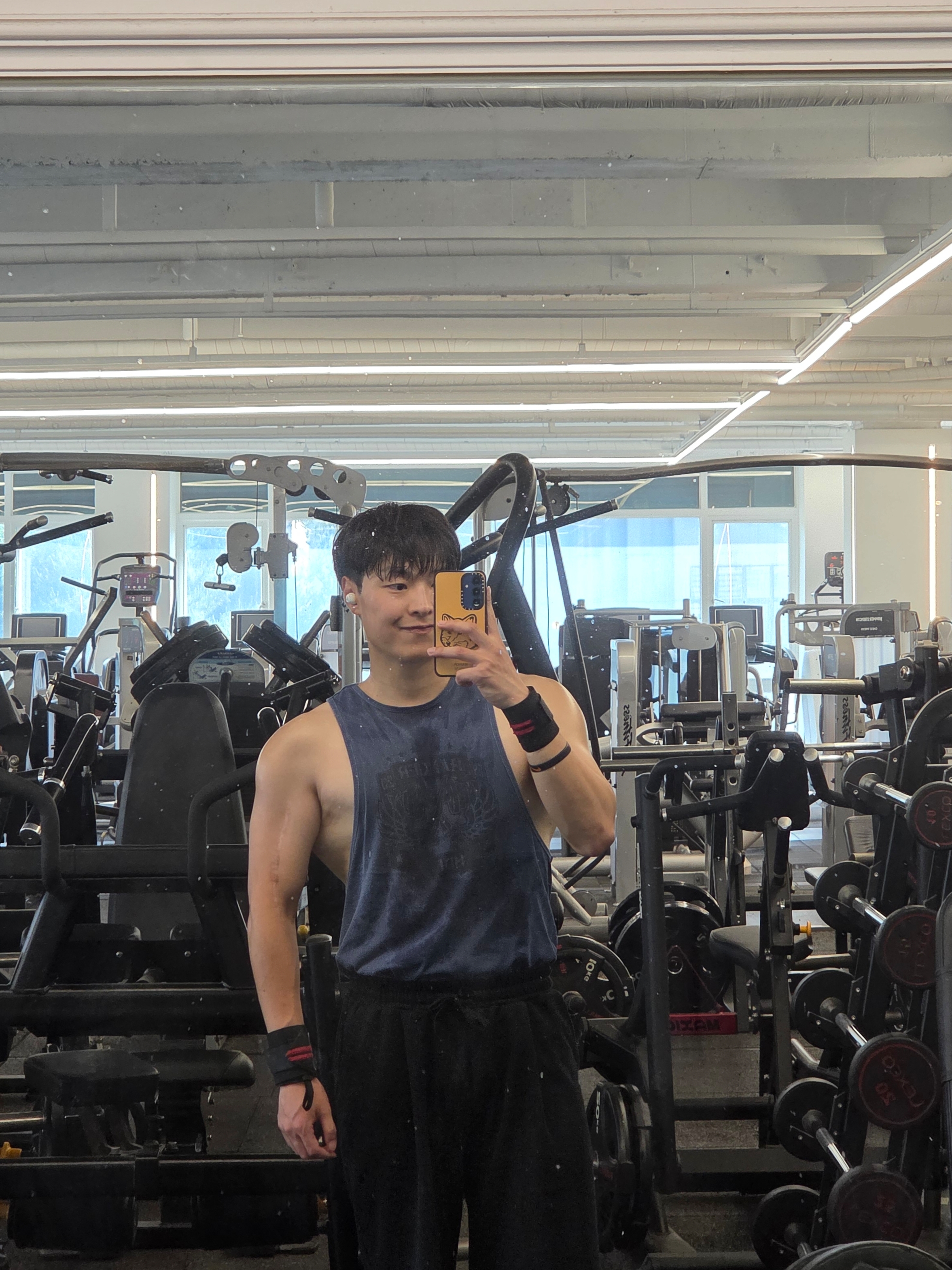HDEX Pigment Ranger Sleeveless Navy 착용 스타일 - 1