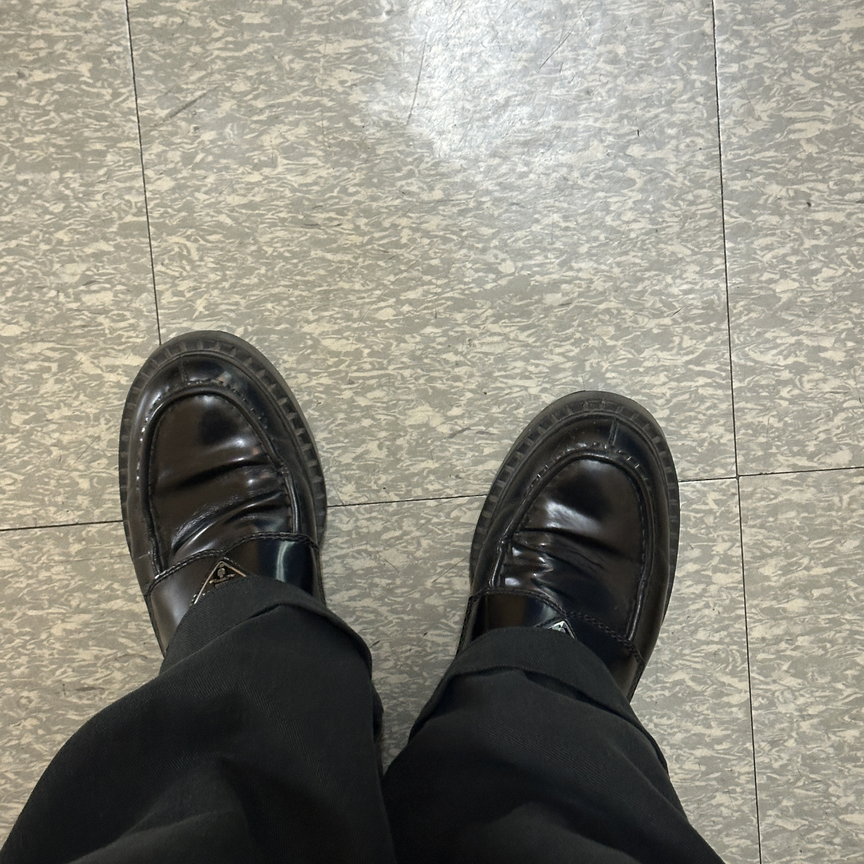 Prada Chocolate Brushed Leather Loafers Black 착용 스타일