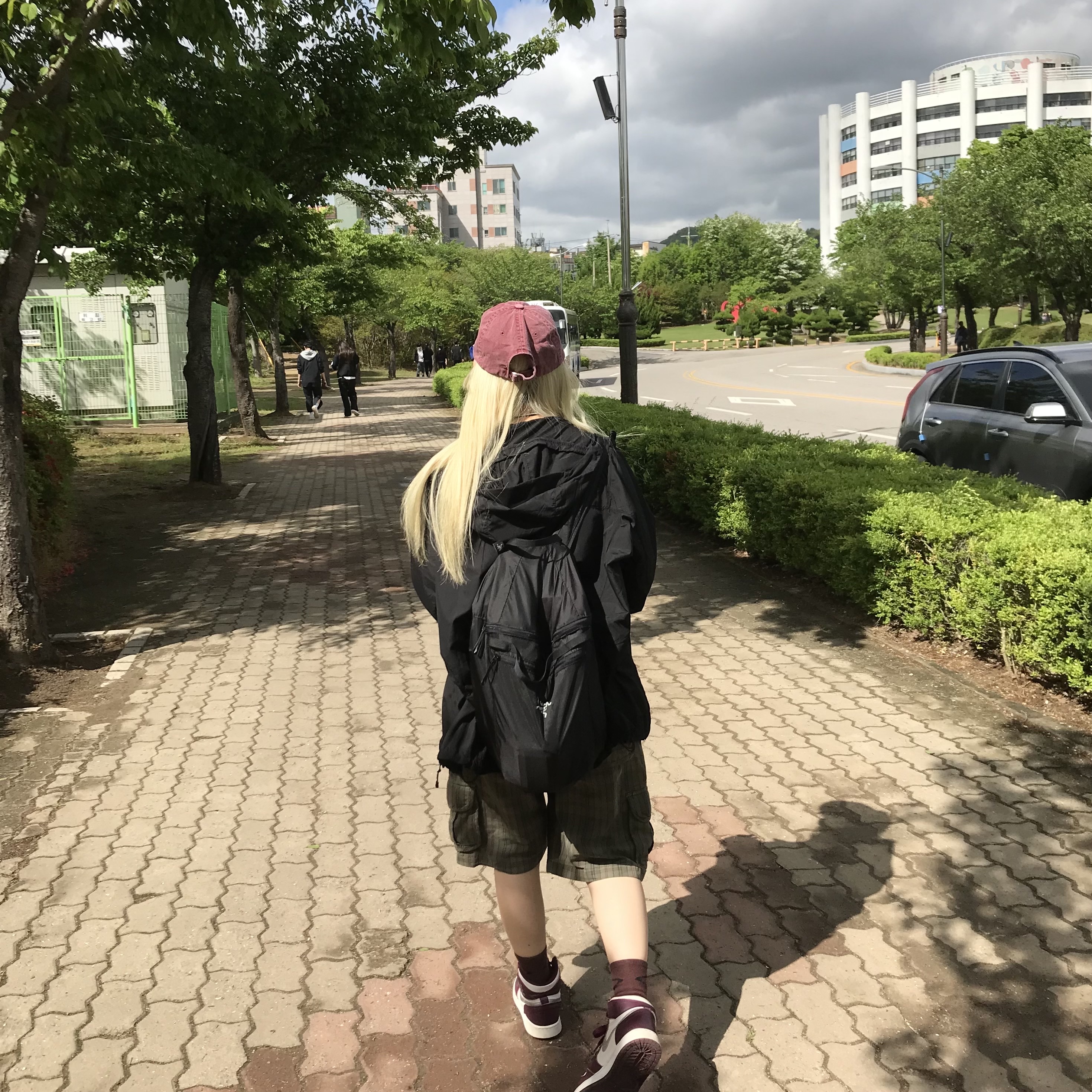 Arc'teryx Heliad 15 Backpack Black, (W) Mischief Rhombus Knee Socks Purple 착용 스타일 - 3