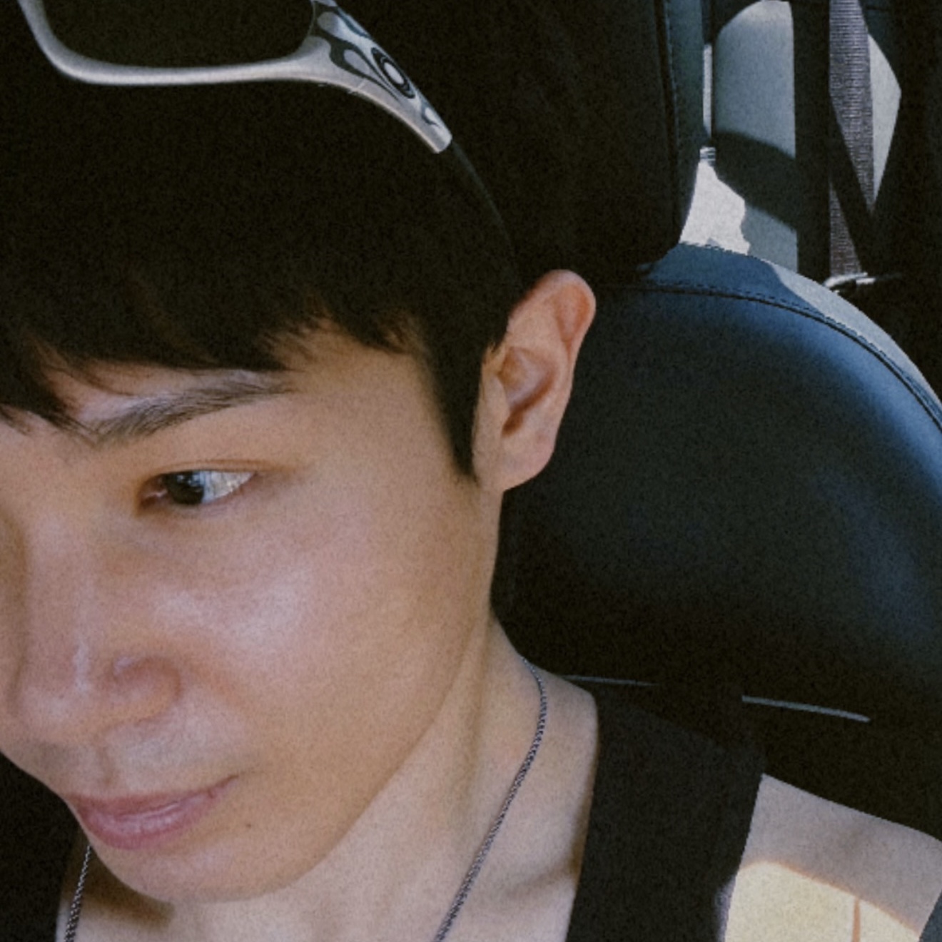 Chrome Hearts Horseshoe Fuck You Logo Tank Top Black 착용 스타일 - 3
