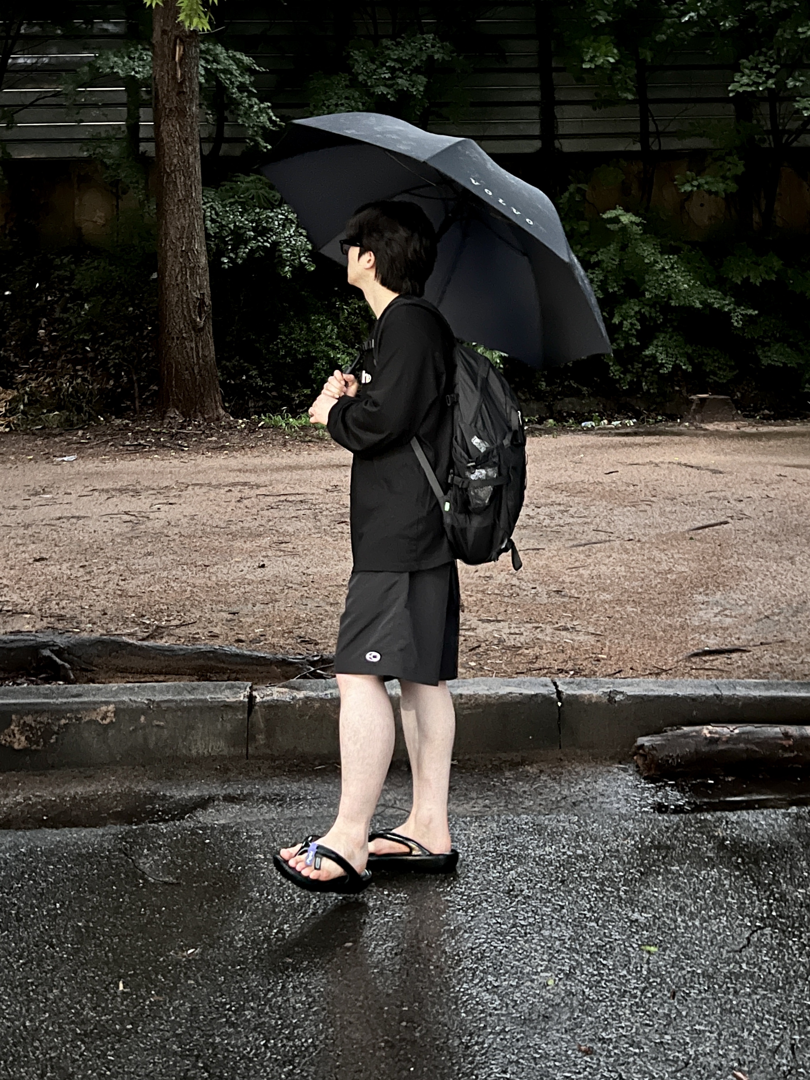 Taw&Toe Flip Flop Zerovity OG Glossy Black, The North Face Big Shot Black 착용 스타일