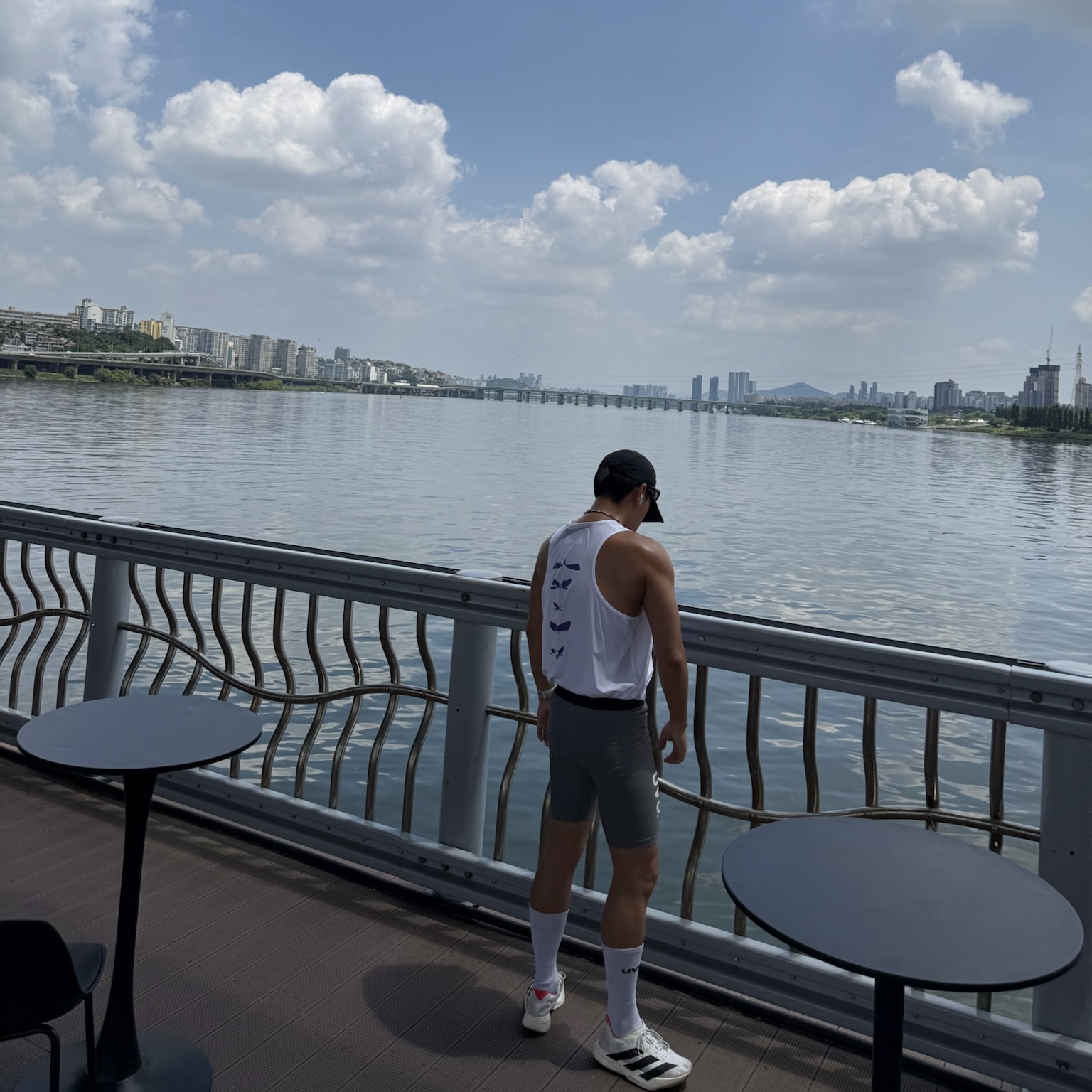 UVU Seoul Marathon Racing Vest White 착용 스타일