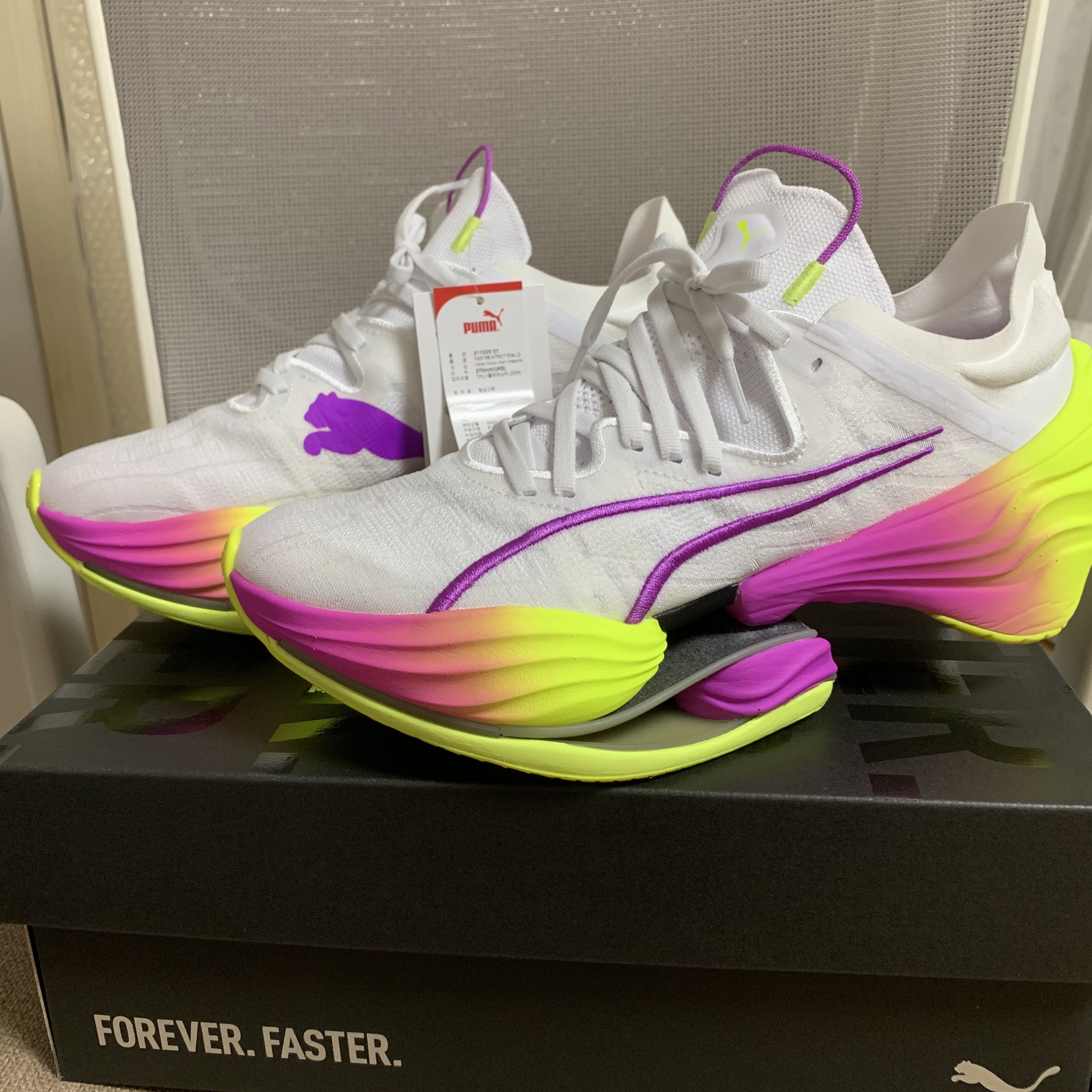 Puma Fast-RB Nitro Elite LD Puma White Yellow Alert 착용 스타일
