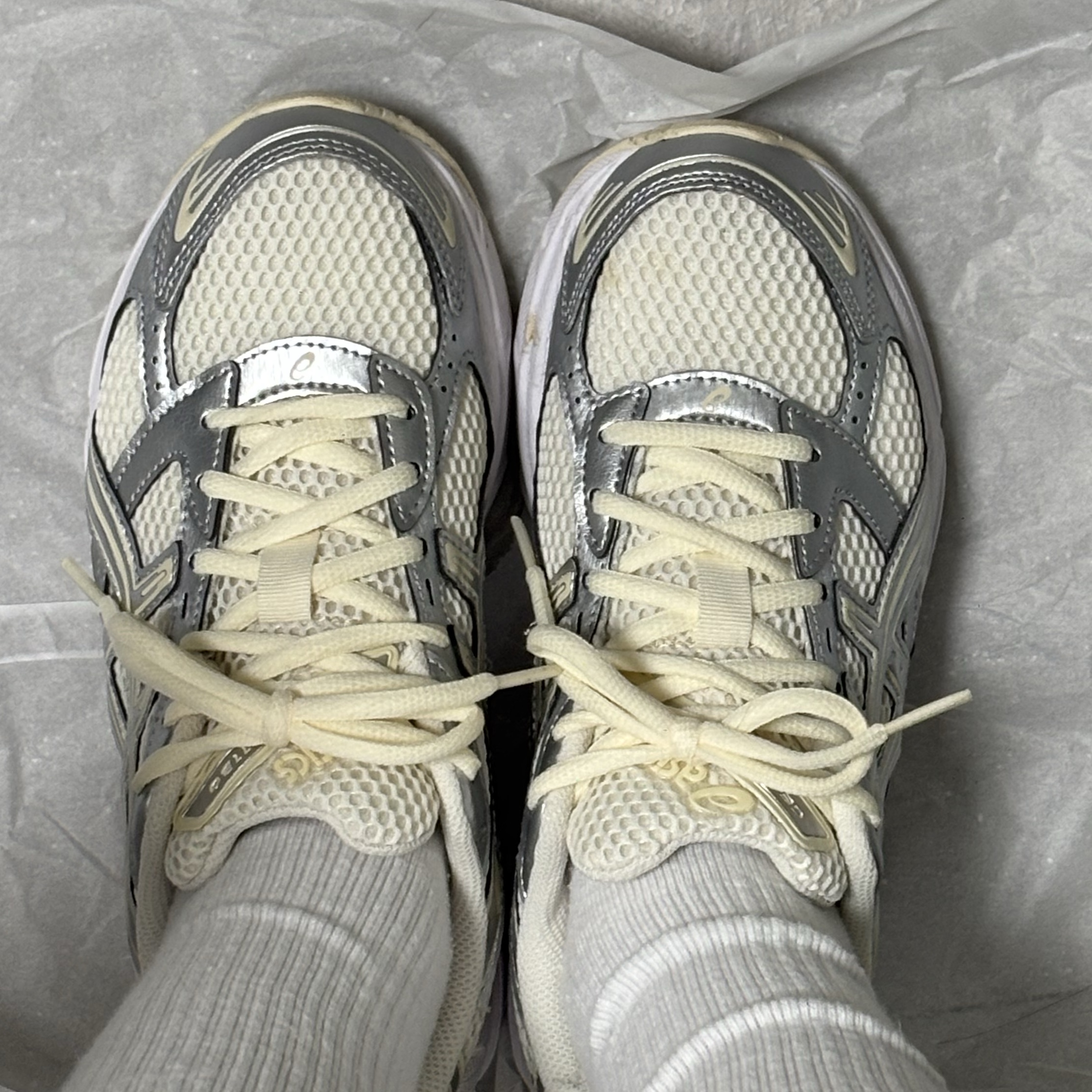 (W) Asics Gel-1130 Cream Pure Silver 착용 스타일