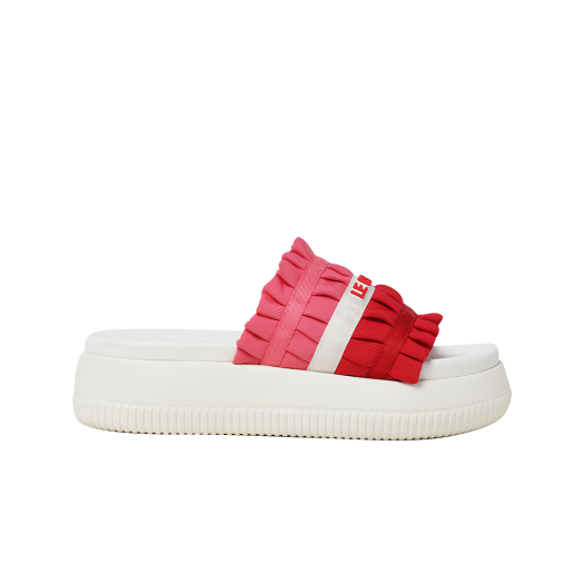 QQ222LSD41_PNK0_copy le coq sportif Ruffle Slide Pink