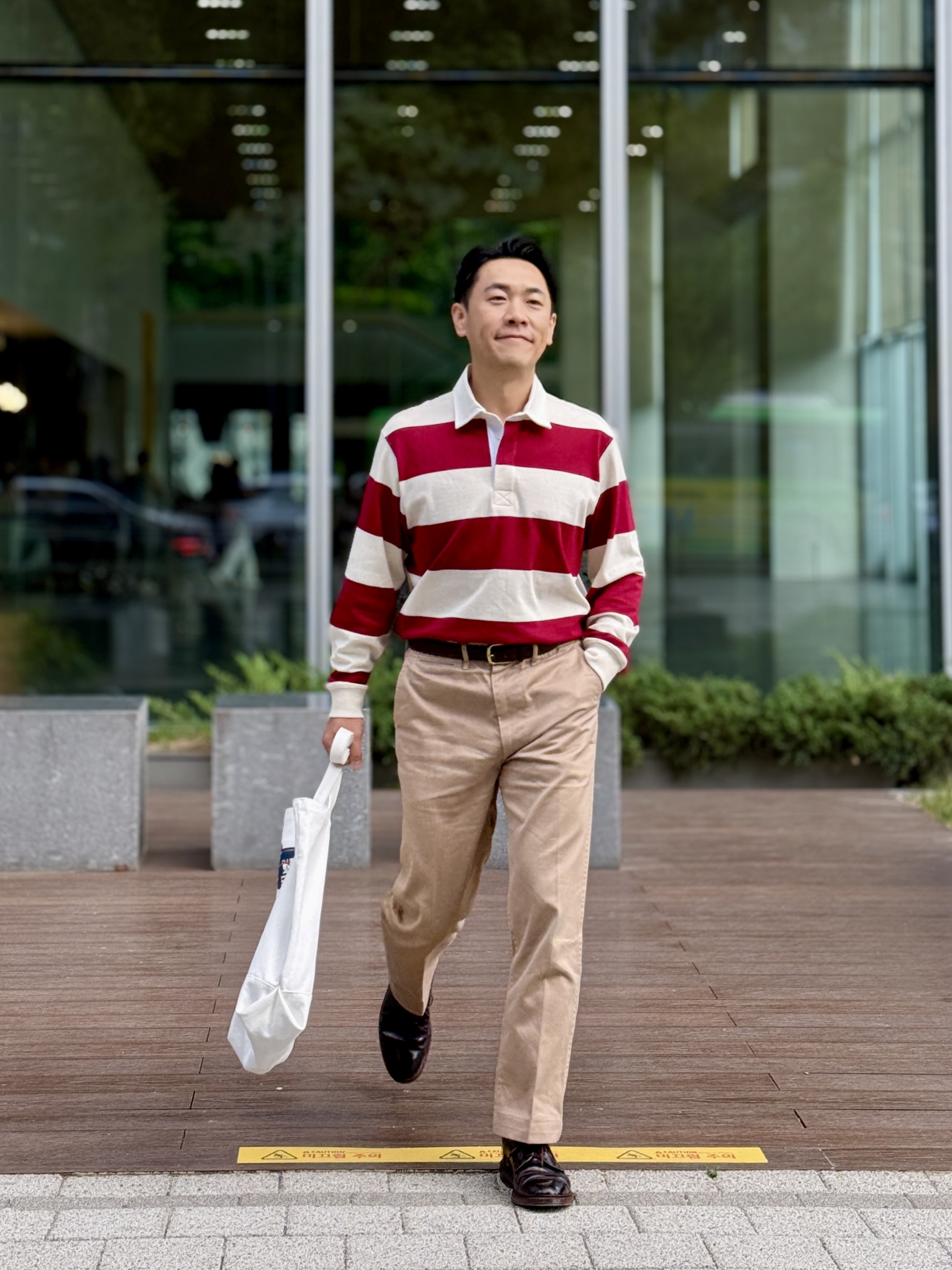 Alden 990 Cordovan Plain Toe Blucher Oxford Burgundy - E 착용 스타일 - 3