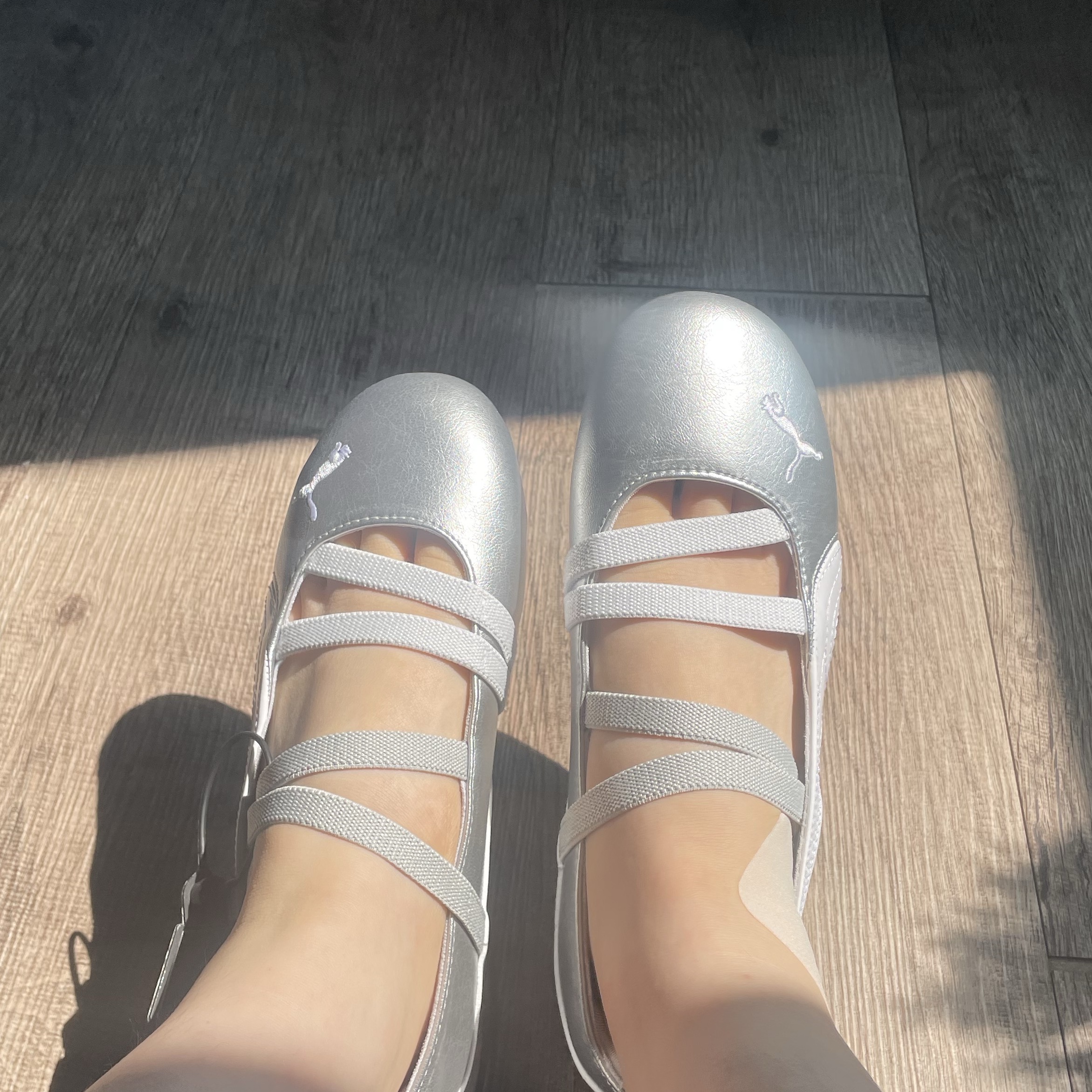 (W) Puma Speedcat Ballet Metallic Puma Silver Puma White, (W) Puma Speedcat Ballet Suede Puma  Black Mauve Mist 착용 스타일 - 1