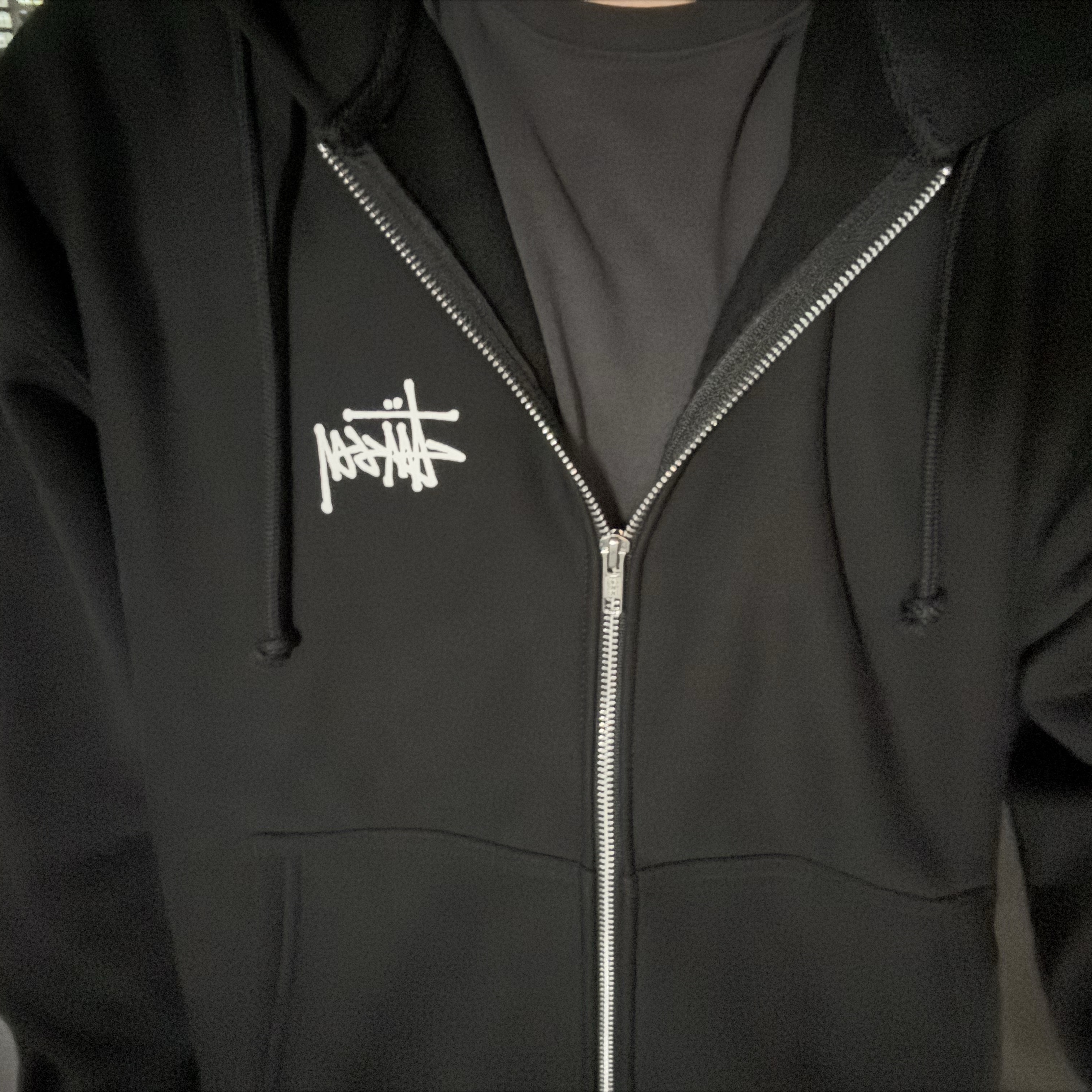 Stussy Basic Zip Hoodie Black 착용 스타일