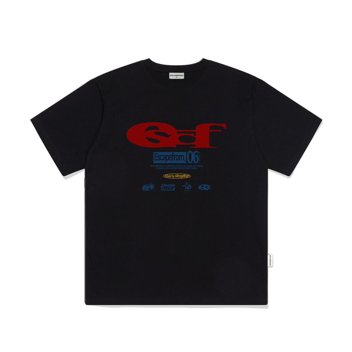 E241OTS270BK Escapefrom ESCF Logo Collage Print Overfit Short Sleeve T-shirt Black