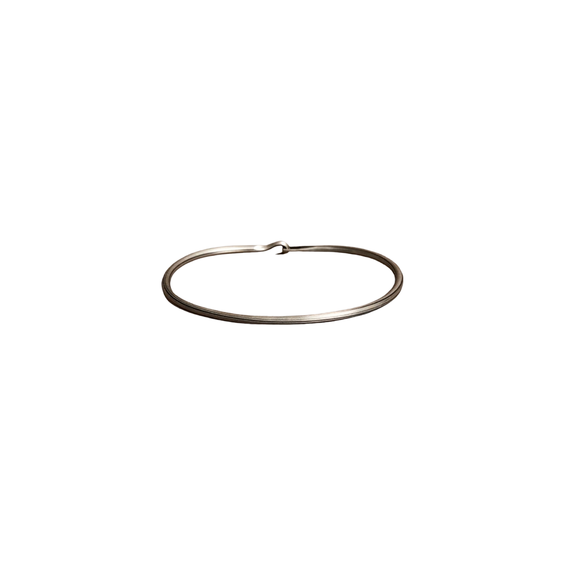 베르크슈타트 뮌헨 뱅글 사이드 후크 그루브 실버 - 25FW(Werkstatt:Munchen Bangle Side Hook Groove Silver - 25FW)