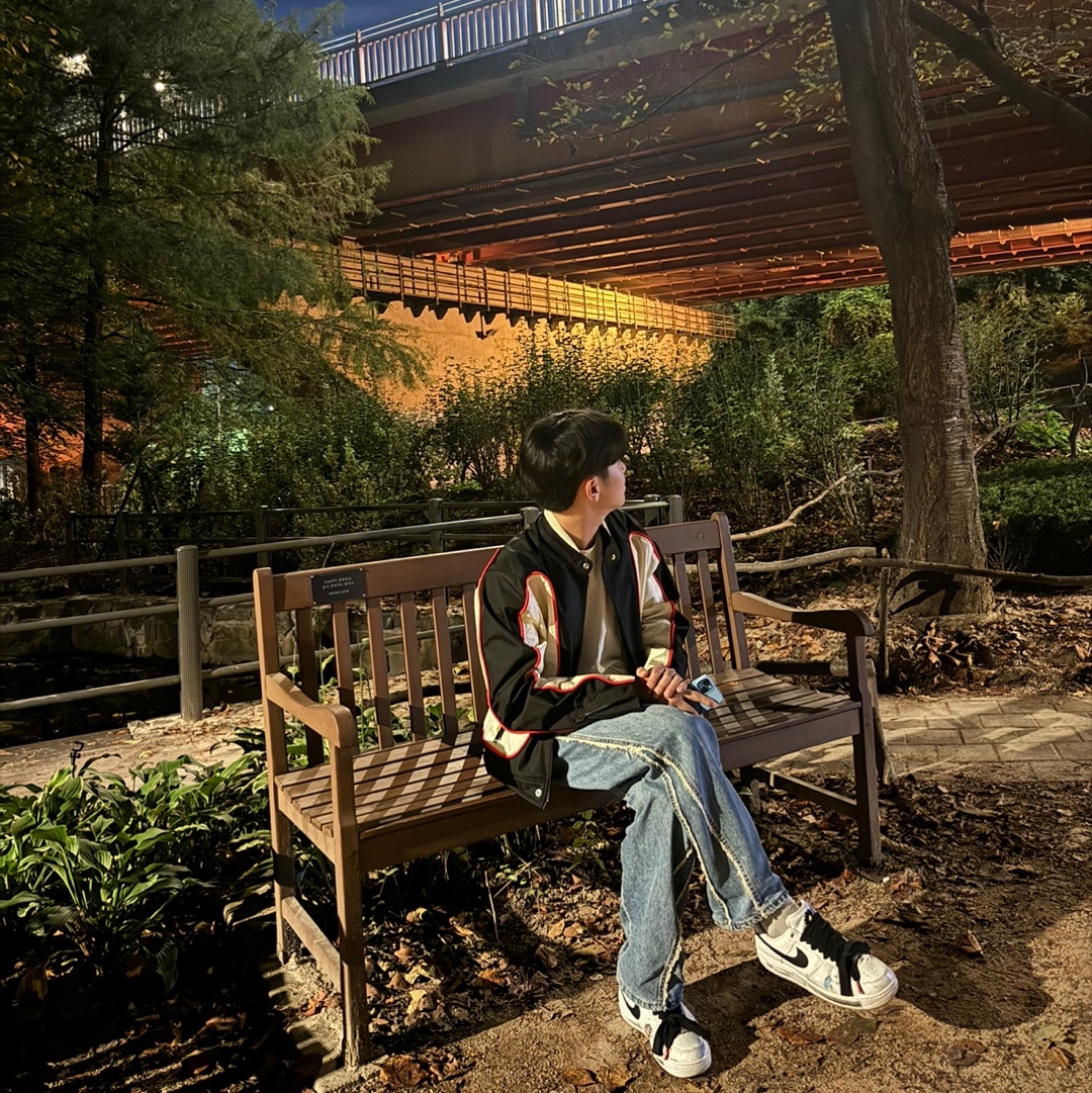 Diesel J-Blink Biker Jacket in Colour-Block Nylon Black White, Nike x Peaceminusone Air Force 1 Low Para-Noise 2.0 착용 스타일