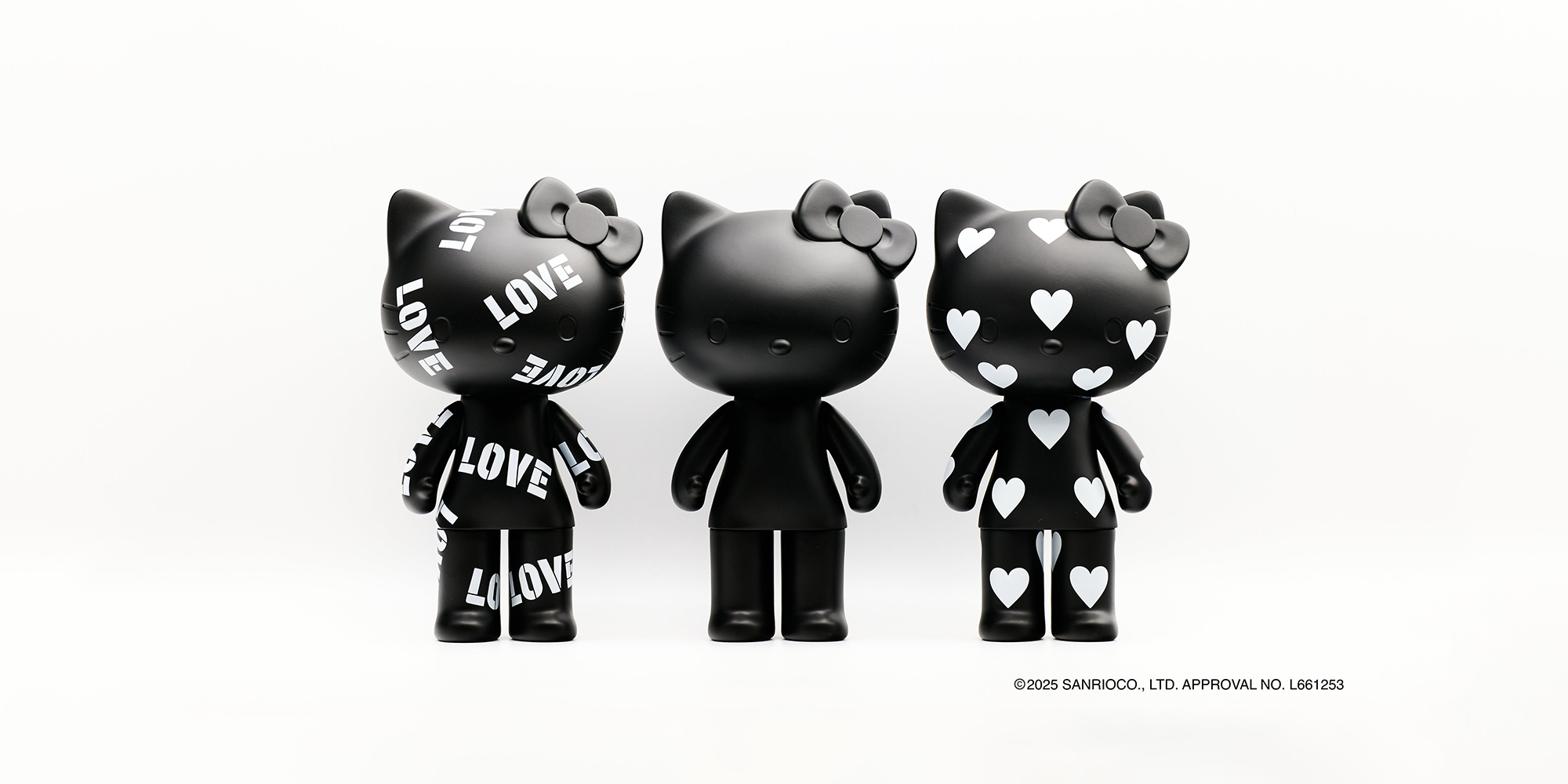 HELLO KITTY BLACK SERIES