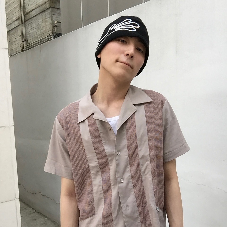Thevinylhouse Linen Mesh Short Sleeve Shirts Brown 착용 스타일