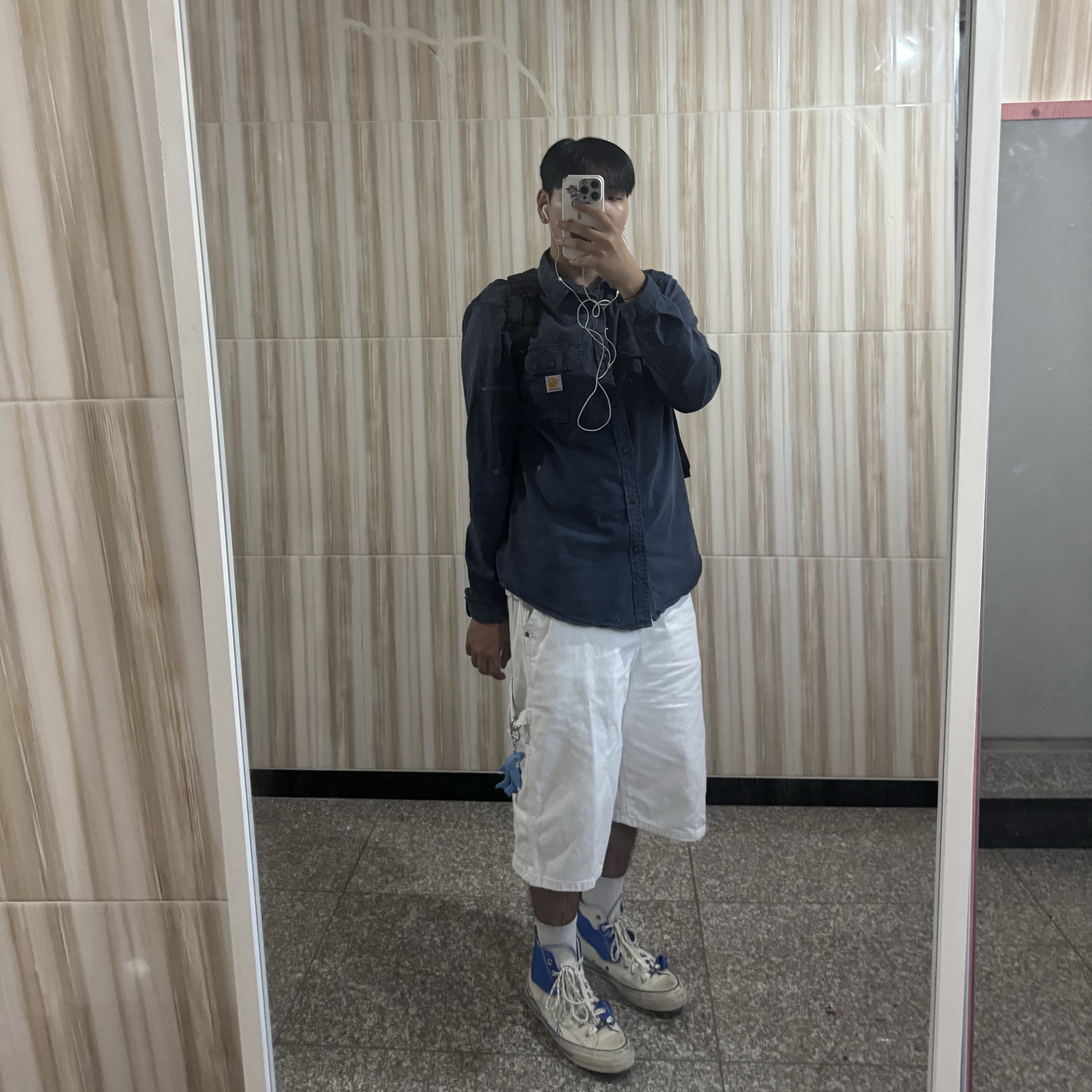 Converse x Ader Error Chuck 70 High White 착용 스타일 - 2