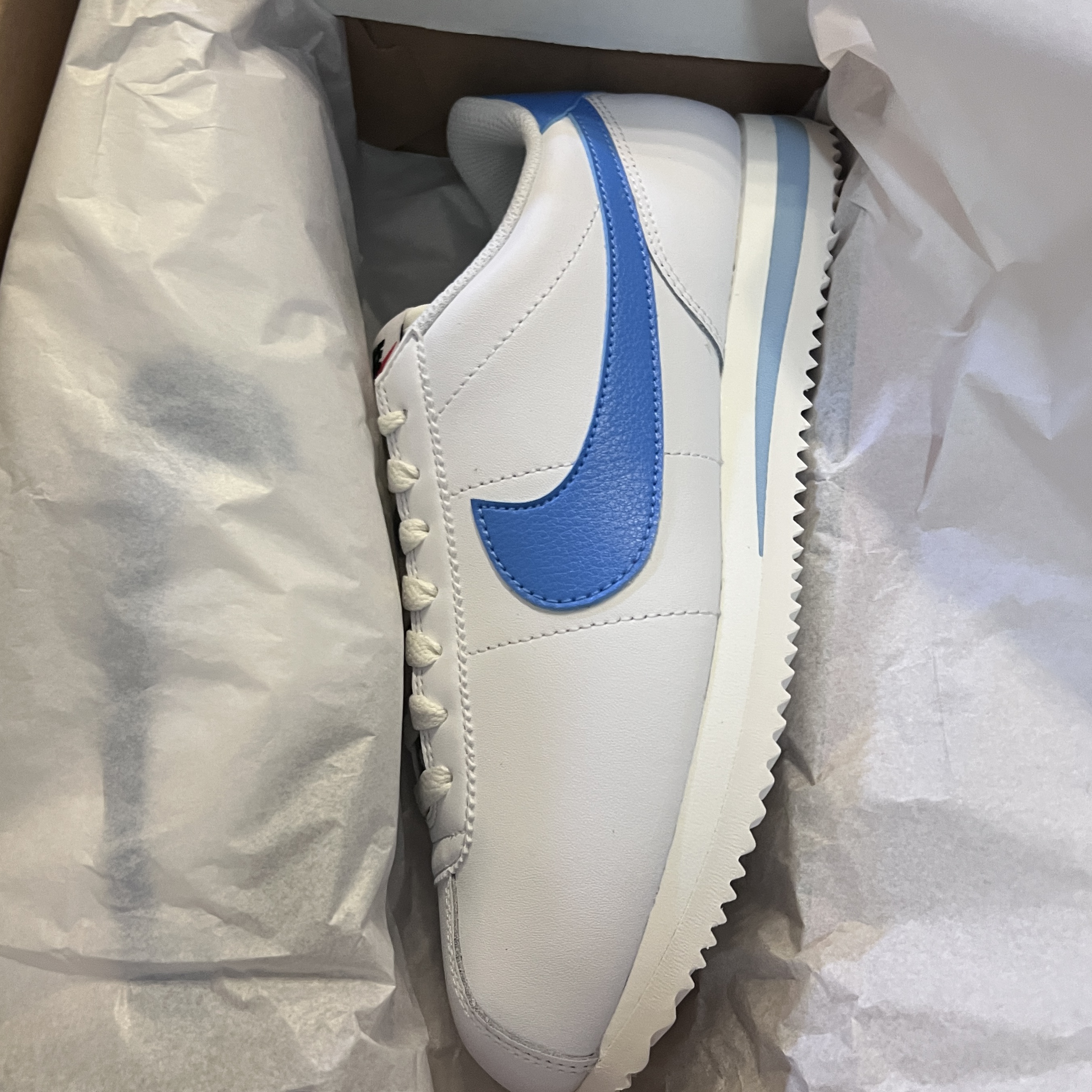 (W) Nike Cortez White University Blue 착용 스타일