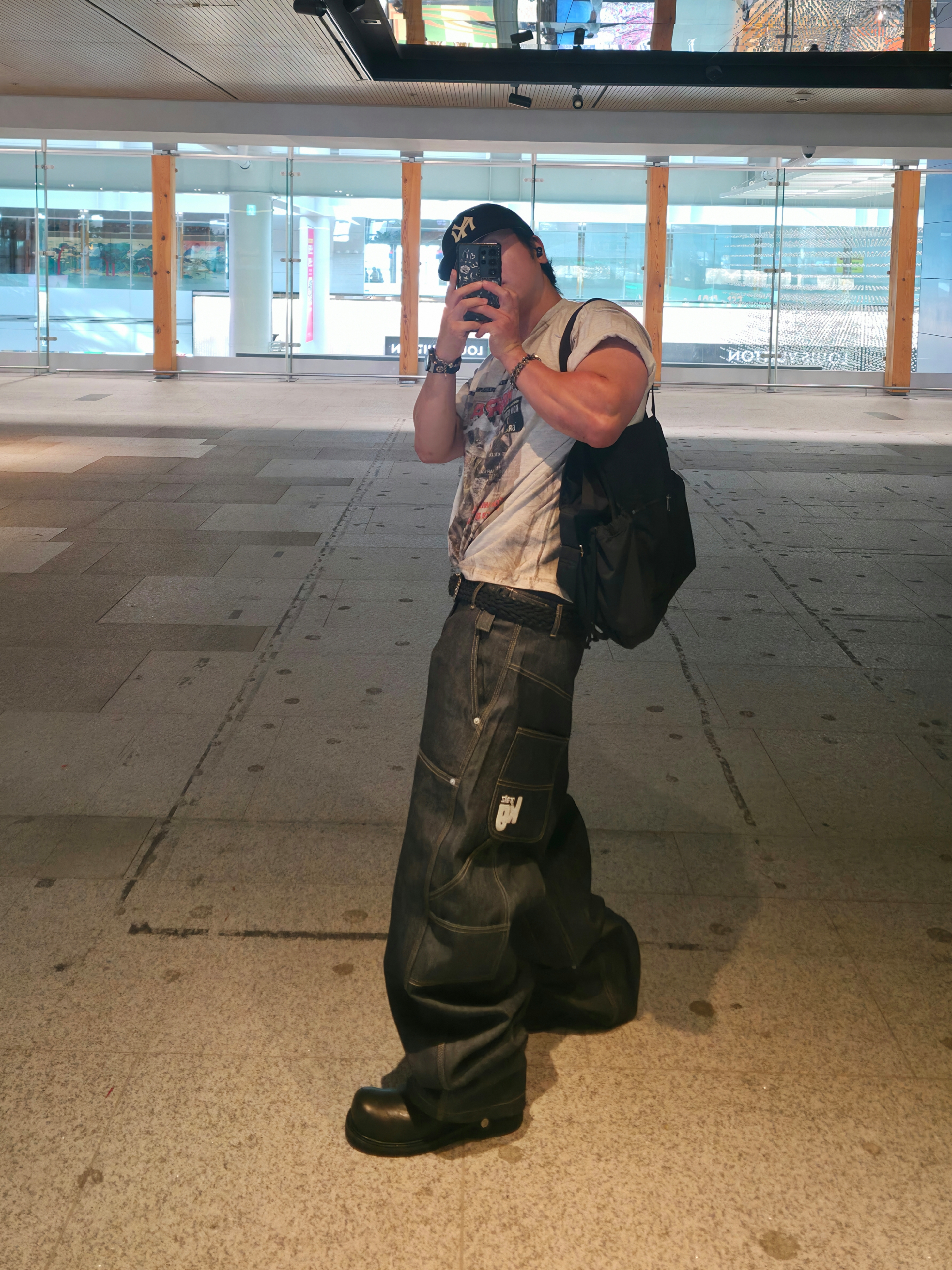 GRAILZ x KOIN SEOUL Carpenter Raw Denim Pants Indigo, Farfromwhat Far Weaving Belt Black 착용 스타일 - 2