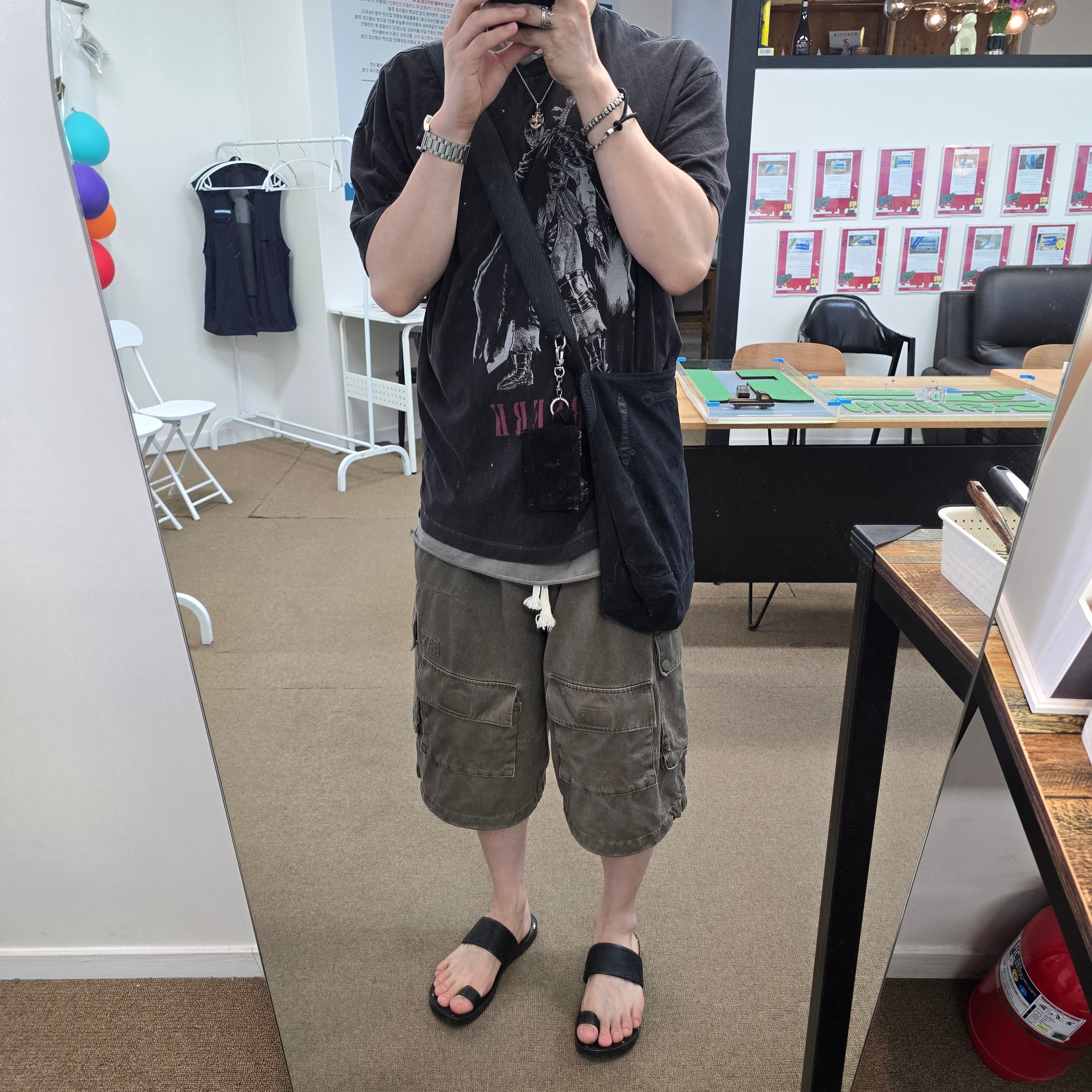 [프리오더] Polyteru Ring Sandal 3.0 Black (Brown Sole) 착용 스타일