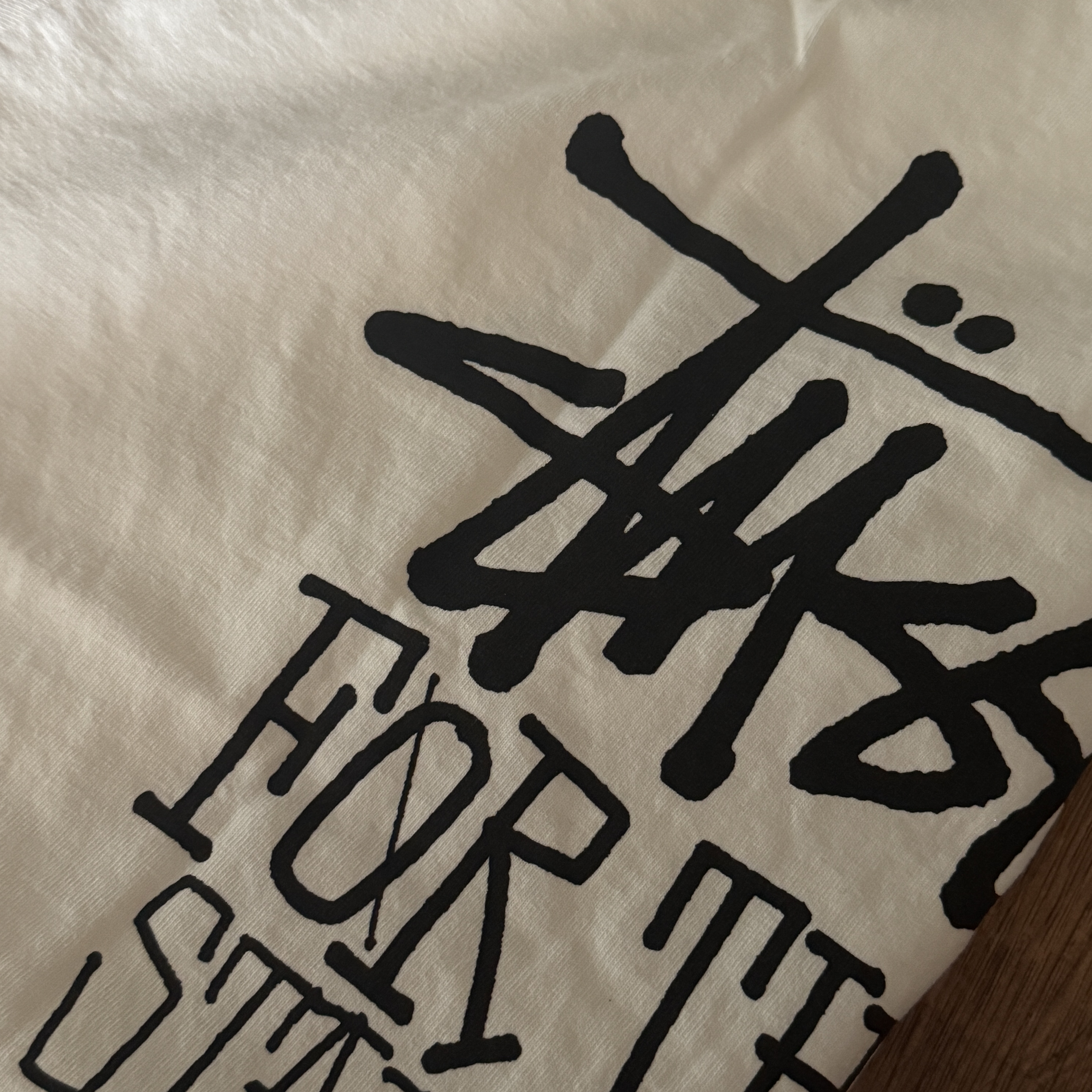 Stussy California Grown Pigment Dyed T-Shirt Natural 착용 스타일
