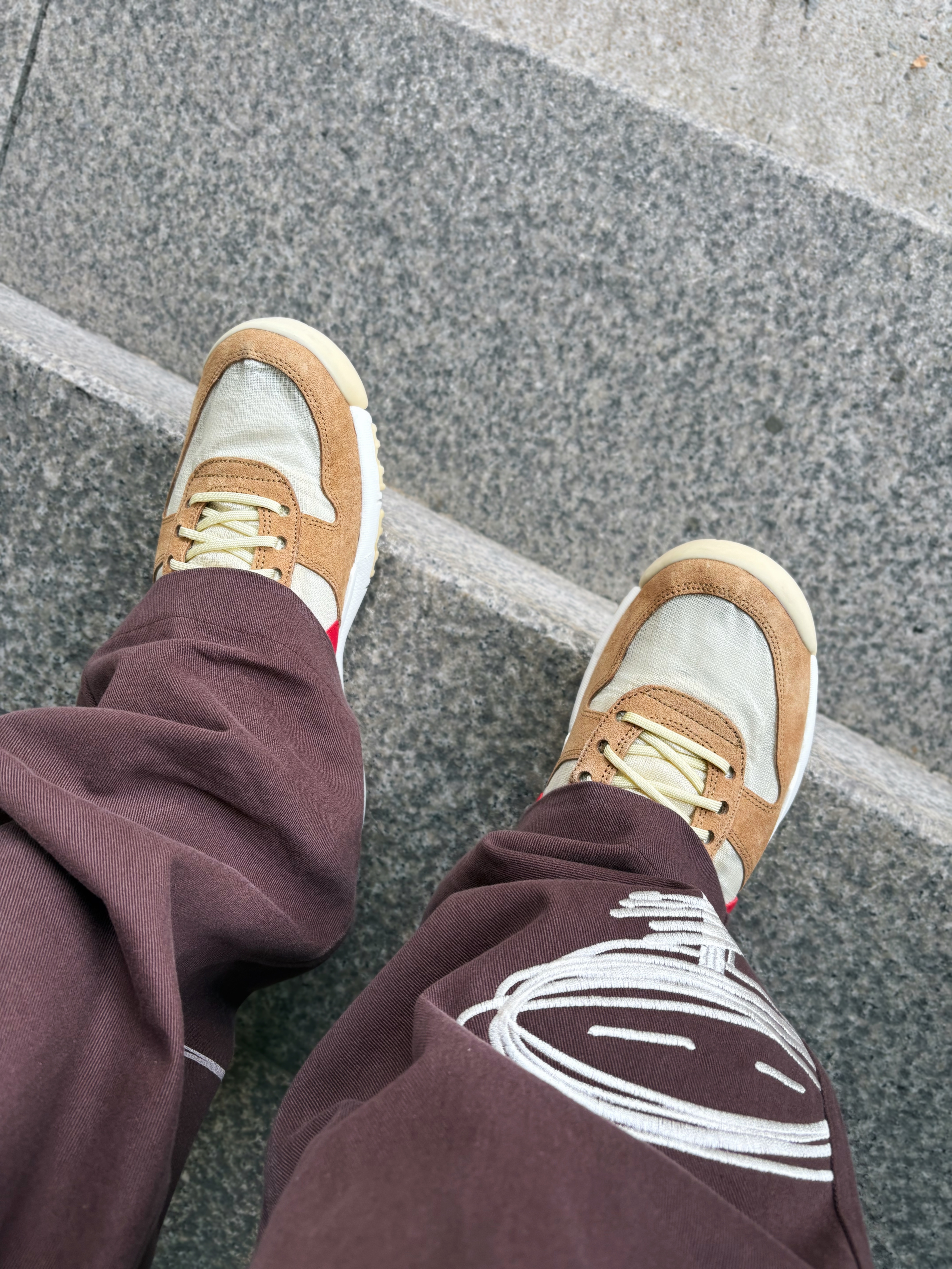 Nike x Tom Sachs Mars Yard Shoe 1.0 Space Camp 착용 스타일 - 5