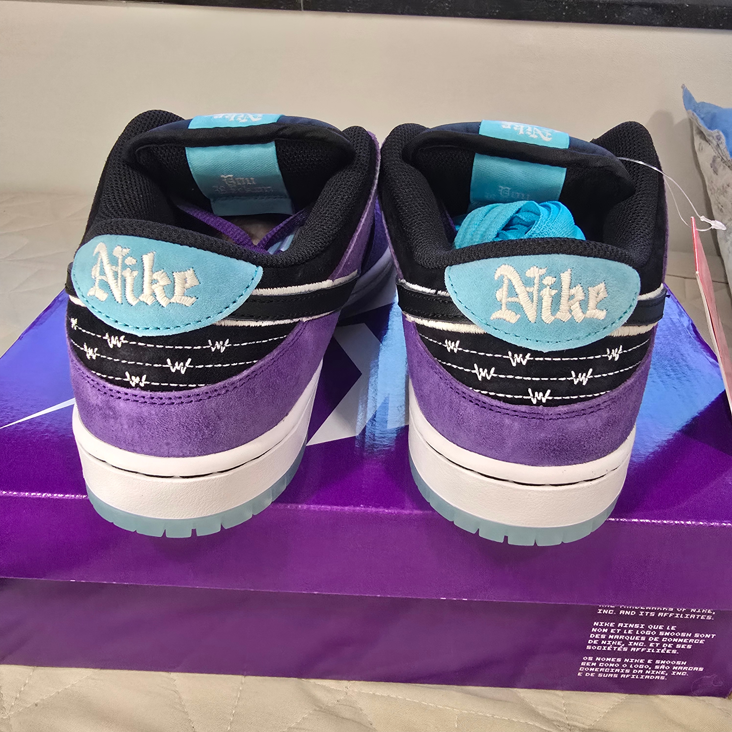 Nike x Hayley Wilson SB Dunk Low Pro Black and Court Purple, Supreme Announcing T-Shirt Black - 25SS 착용 스타일 - 4