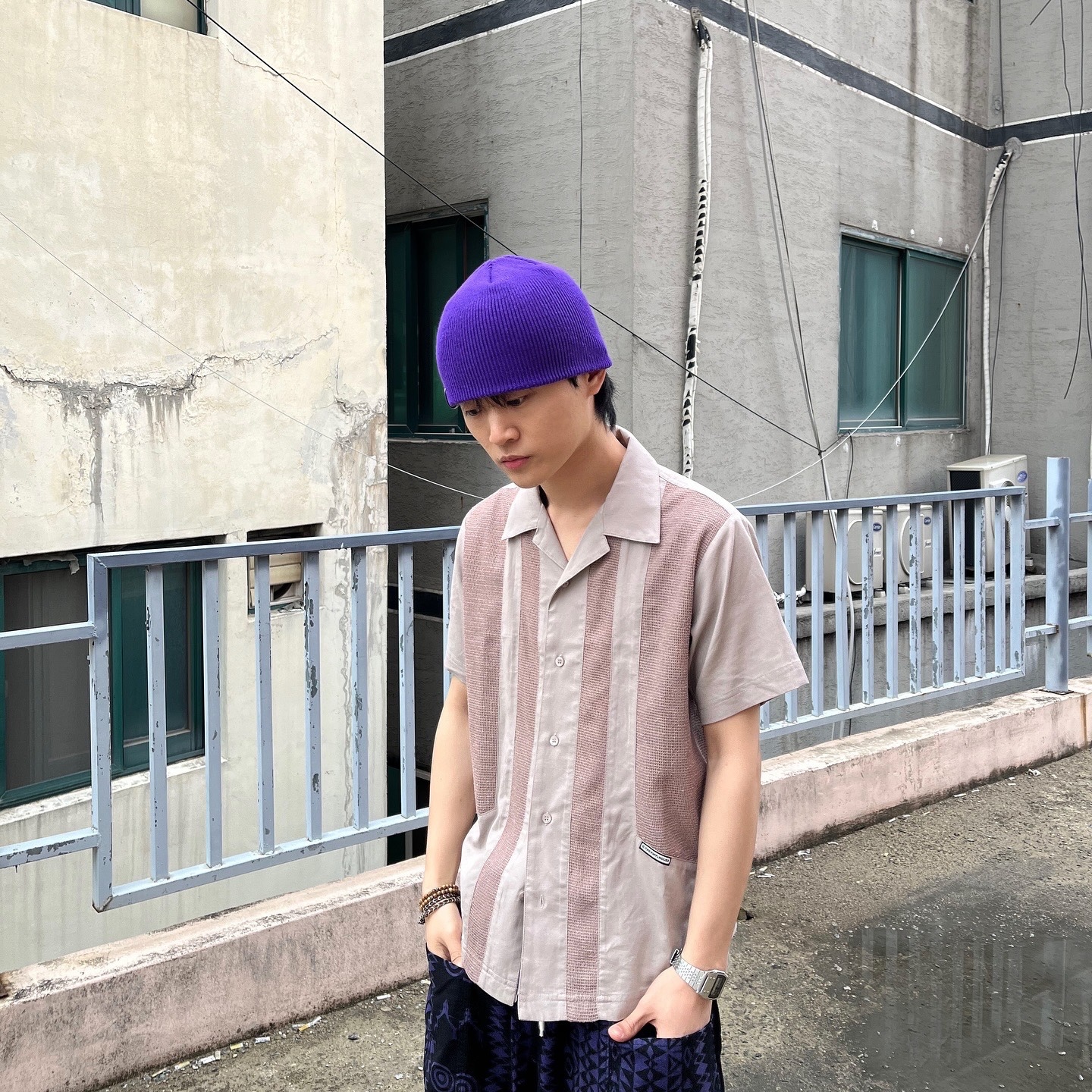 Thevinylhouse Linen Mesh Short Sleeve Shirts Brown 착용 스타일