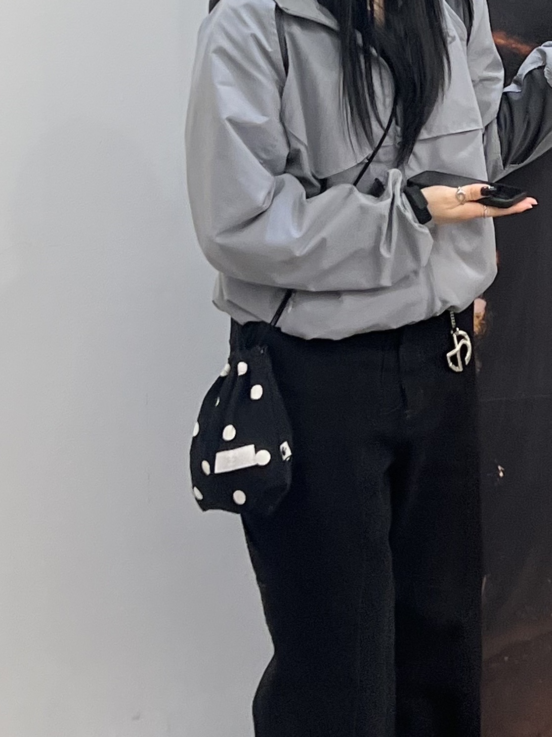 Soi Dot String Bag, (W) Nike Air Force 1 '07 Low Triple Black 착용 스타일 - 2