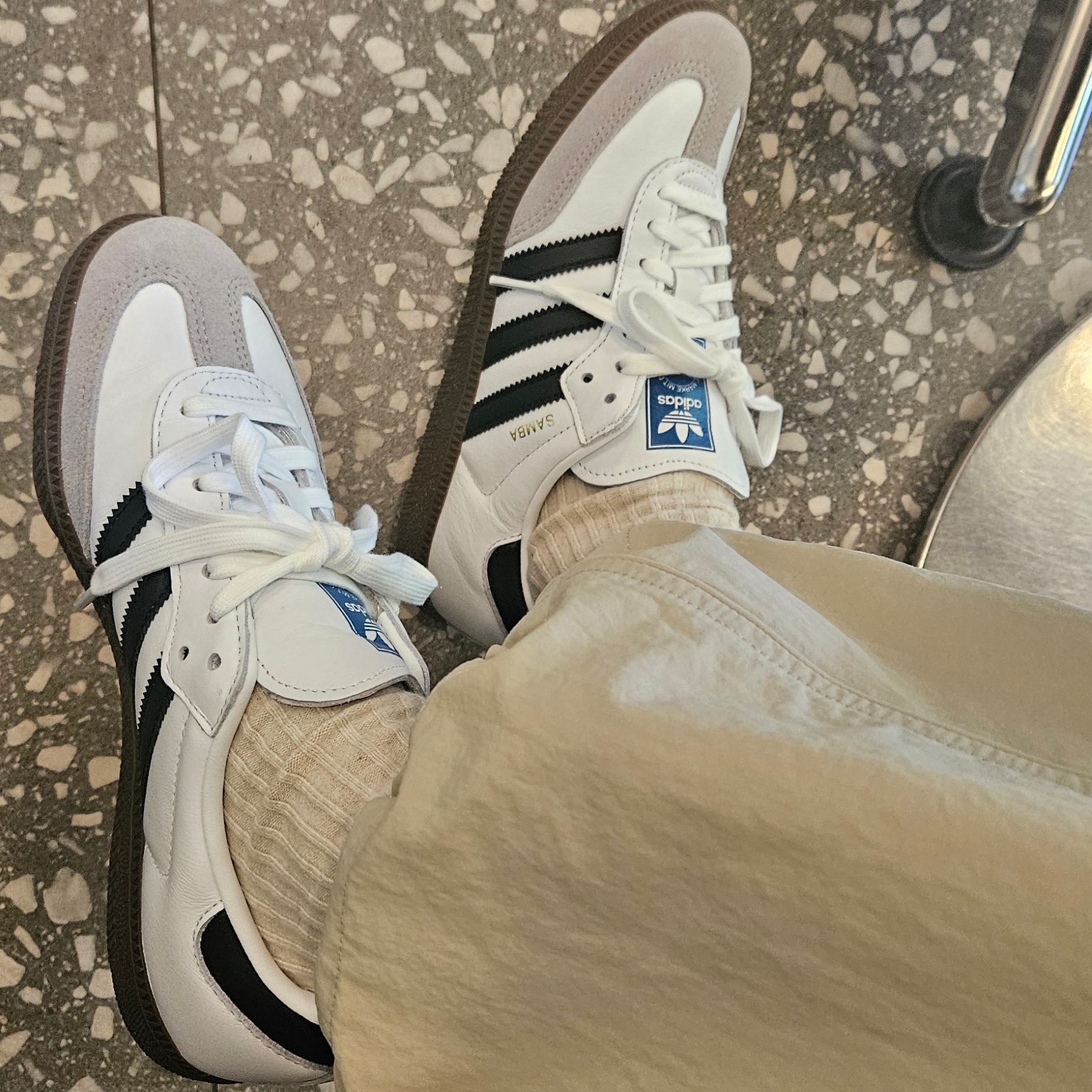 Adidas Samba OG Cloud White 착용 스타일