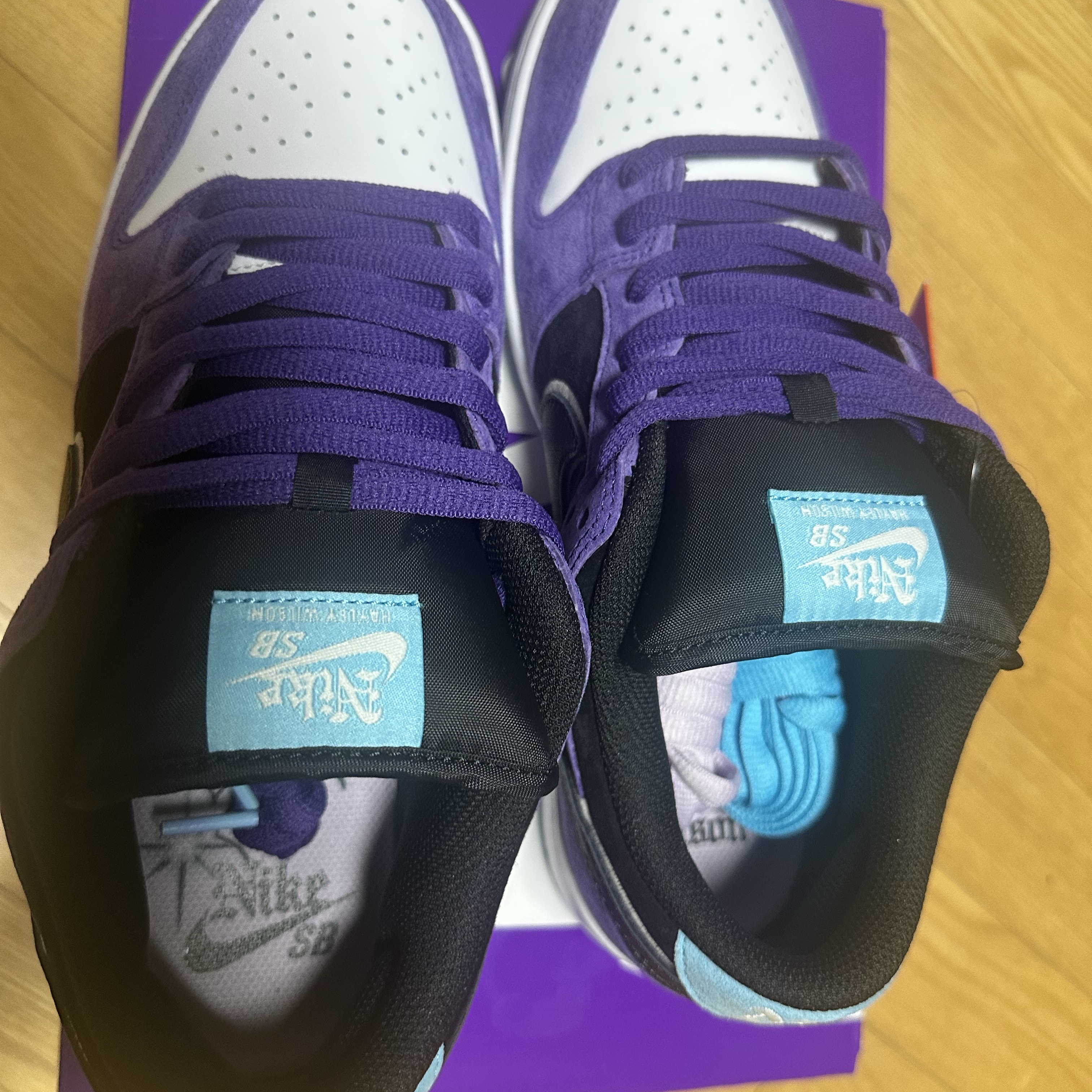 Nike x Hayley Wilson SB Dunk Low Pro Black and Court Purple 착용 스타일 - 6