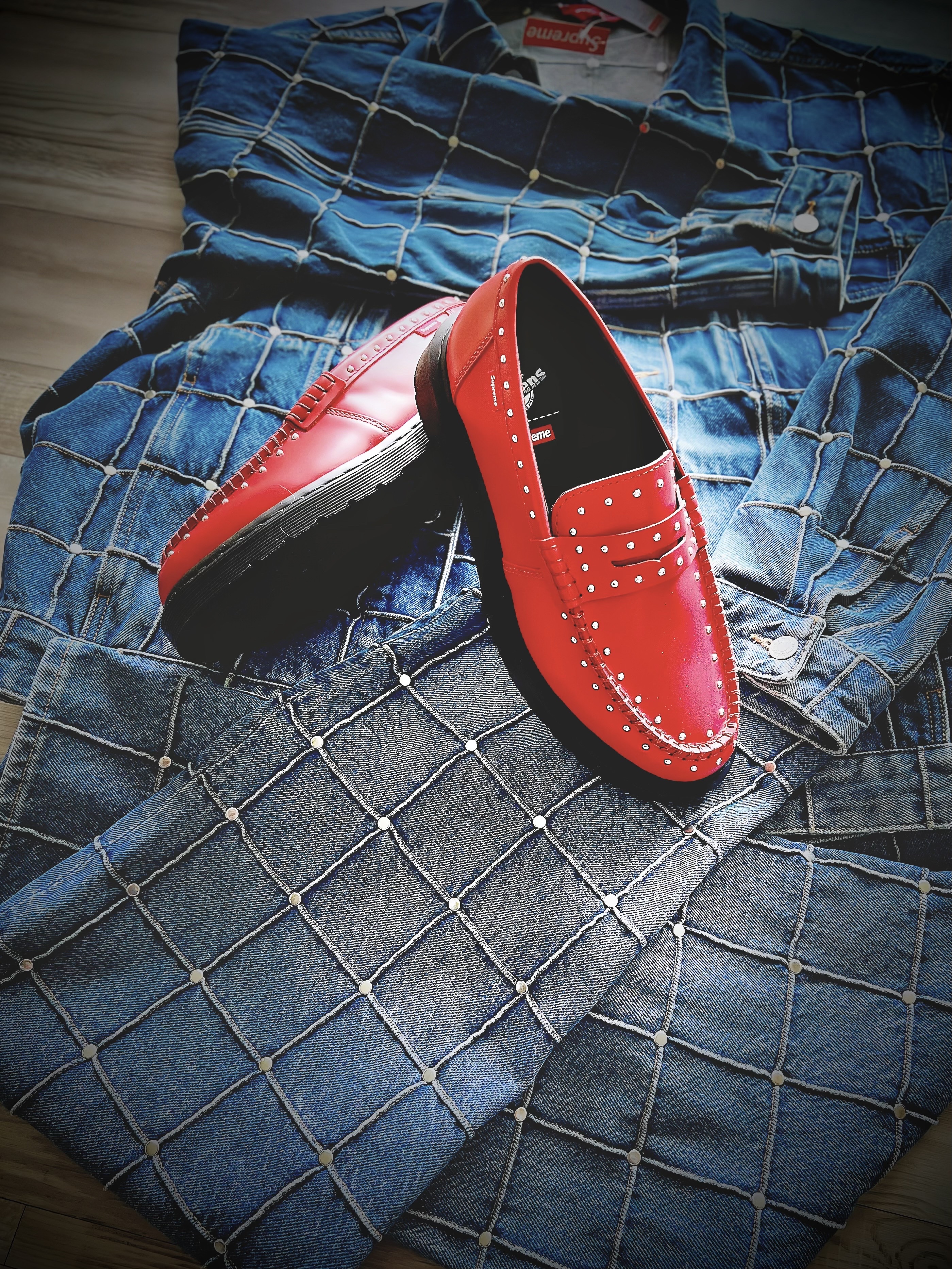 Supreme Studded Seam Denim Trucker Jacket Blue - 25SS, Supreme Studded Seam Loose Fit Jean Blue - 25SS 착용 스타일 - 2
